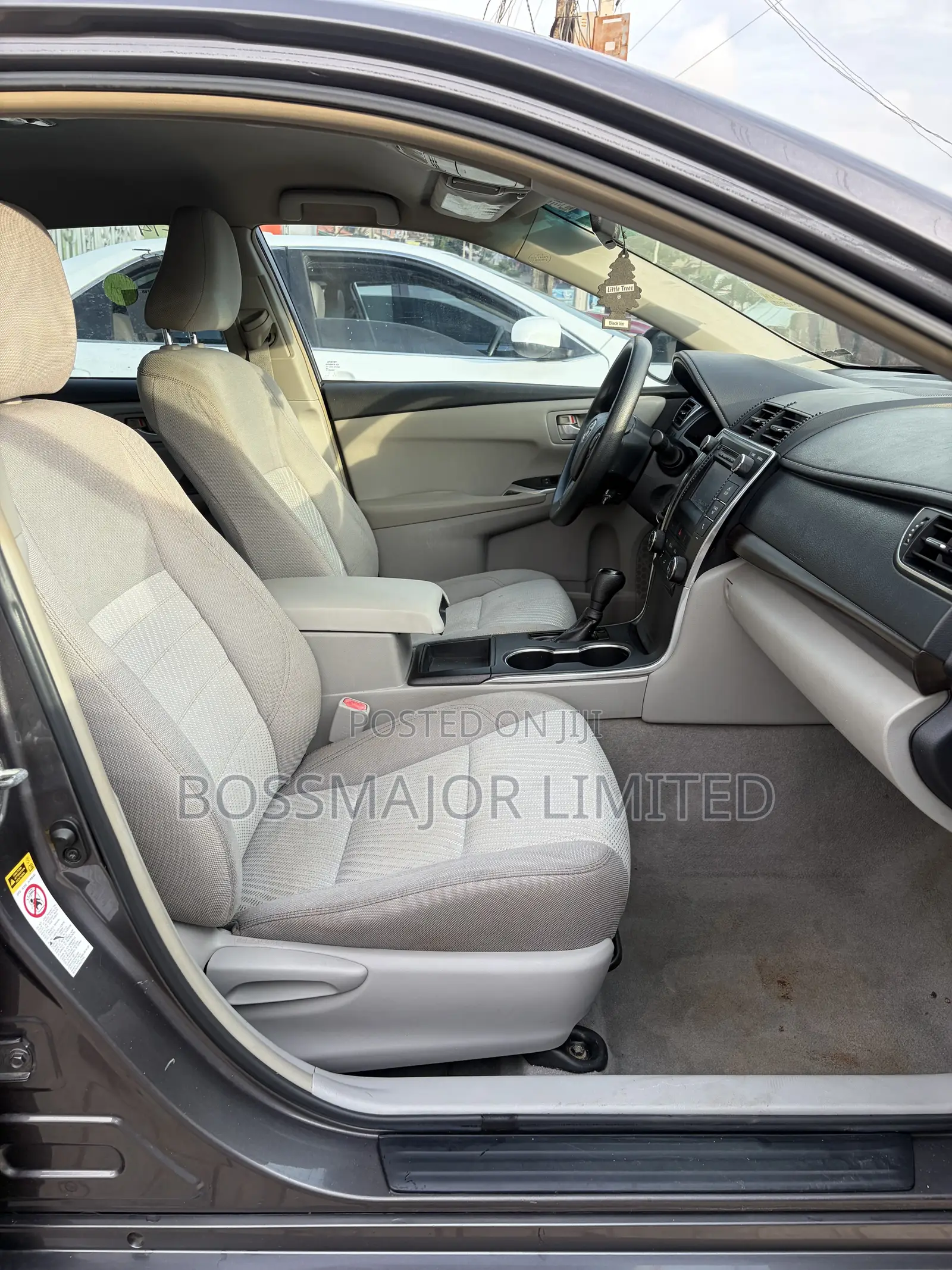 Toyota Camry LE 4dr Sedan (2.5L 4cyl 6A) 2015 Brown