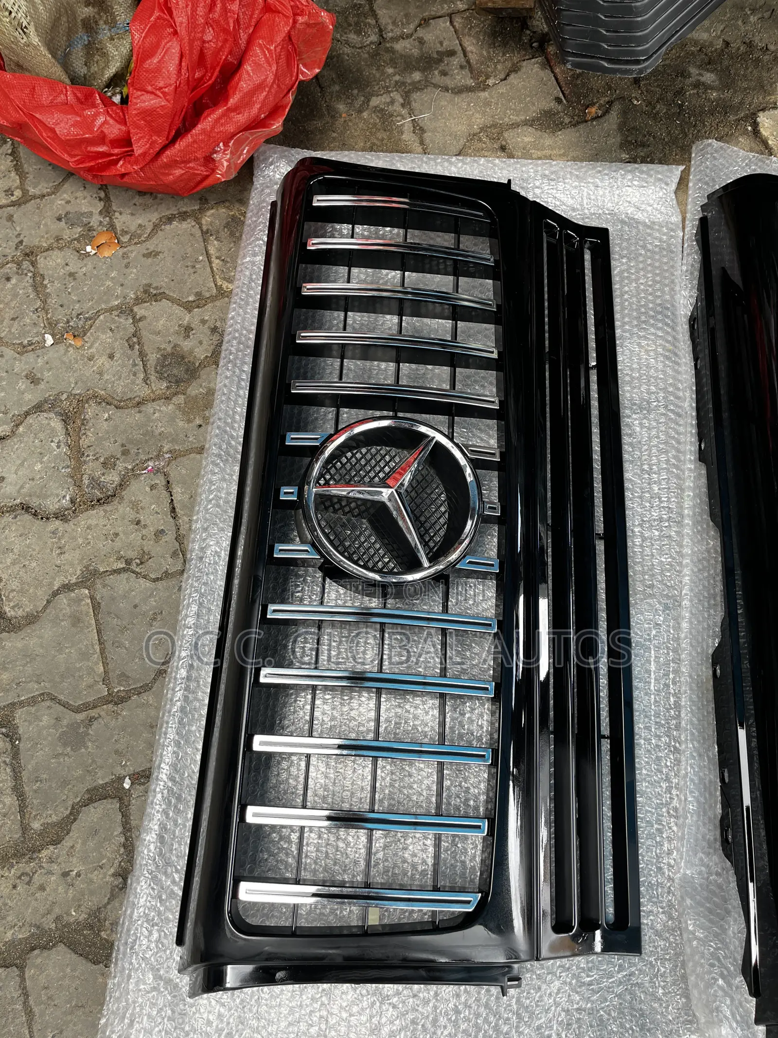 Front Grill Mercedes-Benz G Wagon 2016 Model