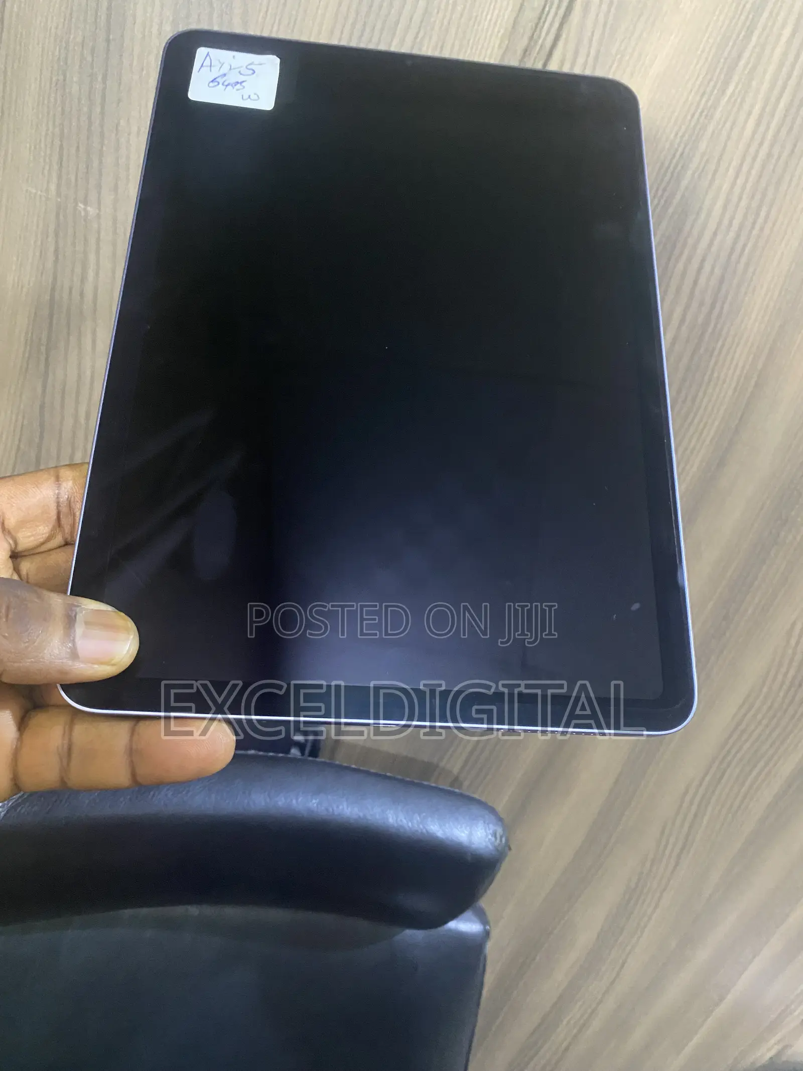 Apple iPad Air (2022) 64 GB