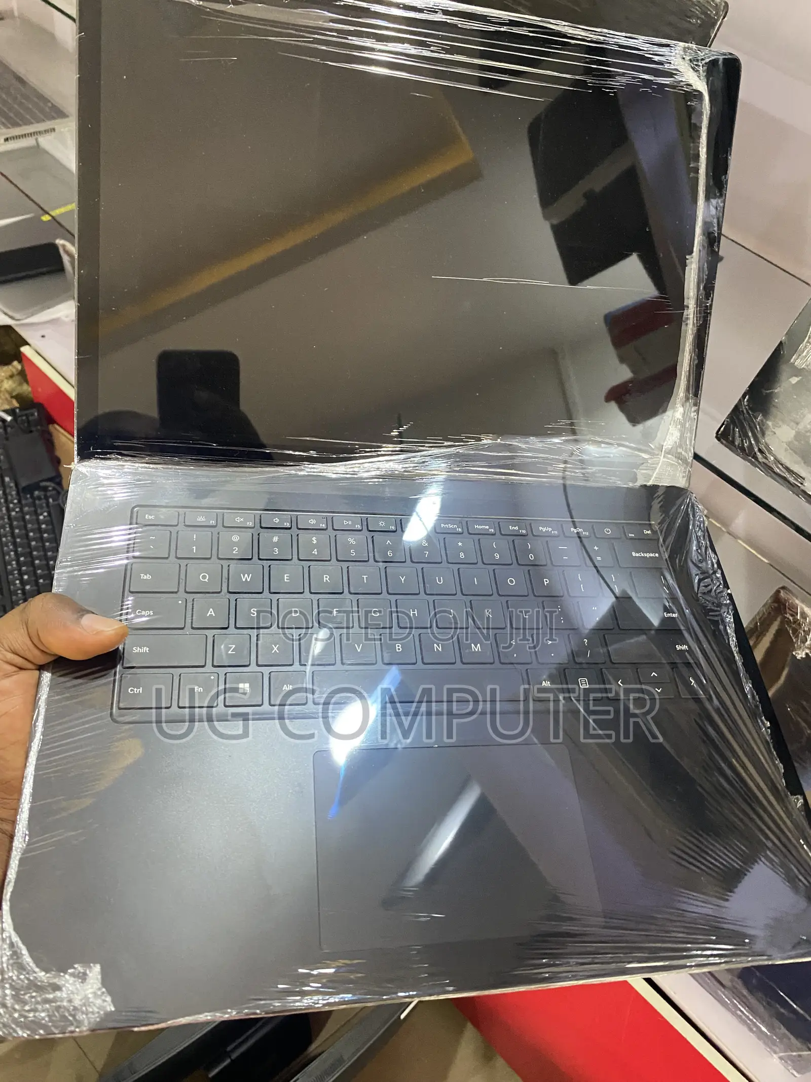 New Laptop Microsoft Surface Laptop 5 16GB Intel Core i7 SSD 256GB