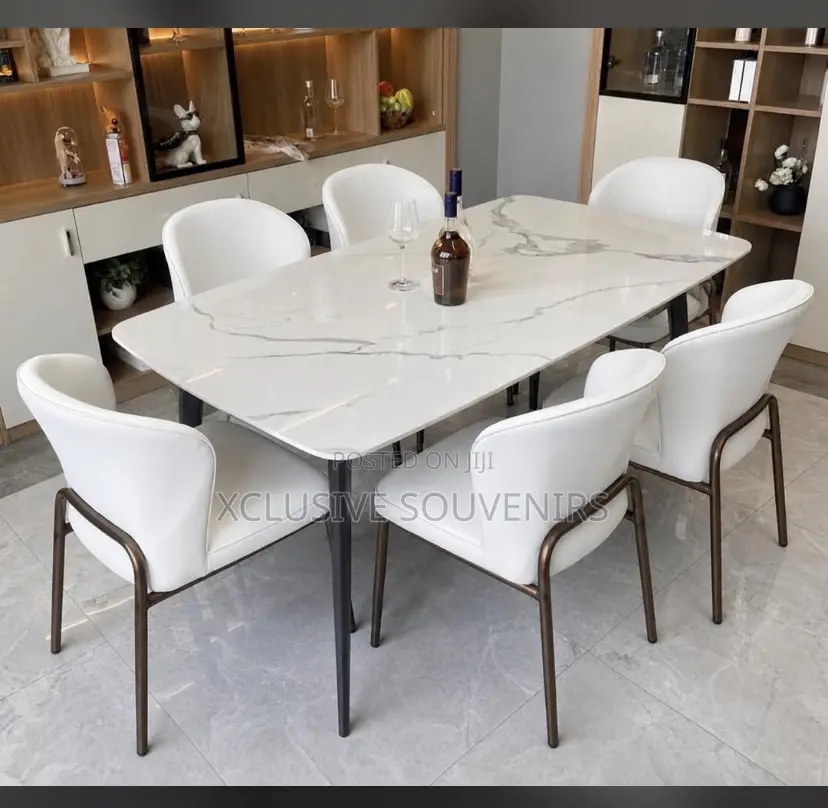 High Quality Modern 6 Sitter Dinning Set for Home and Restaurant