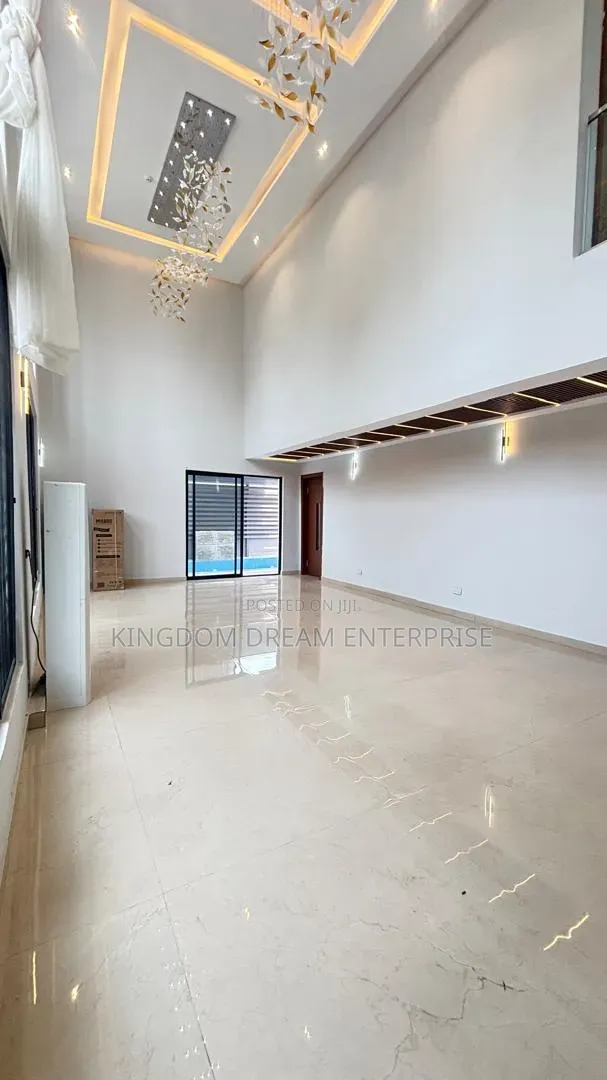 6bdrm House in Banana Island Ikoyi for sale