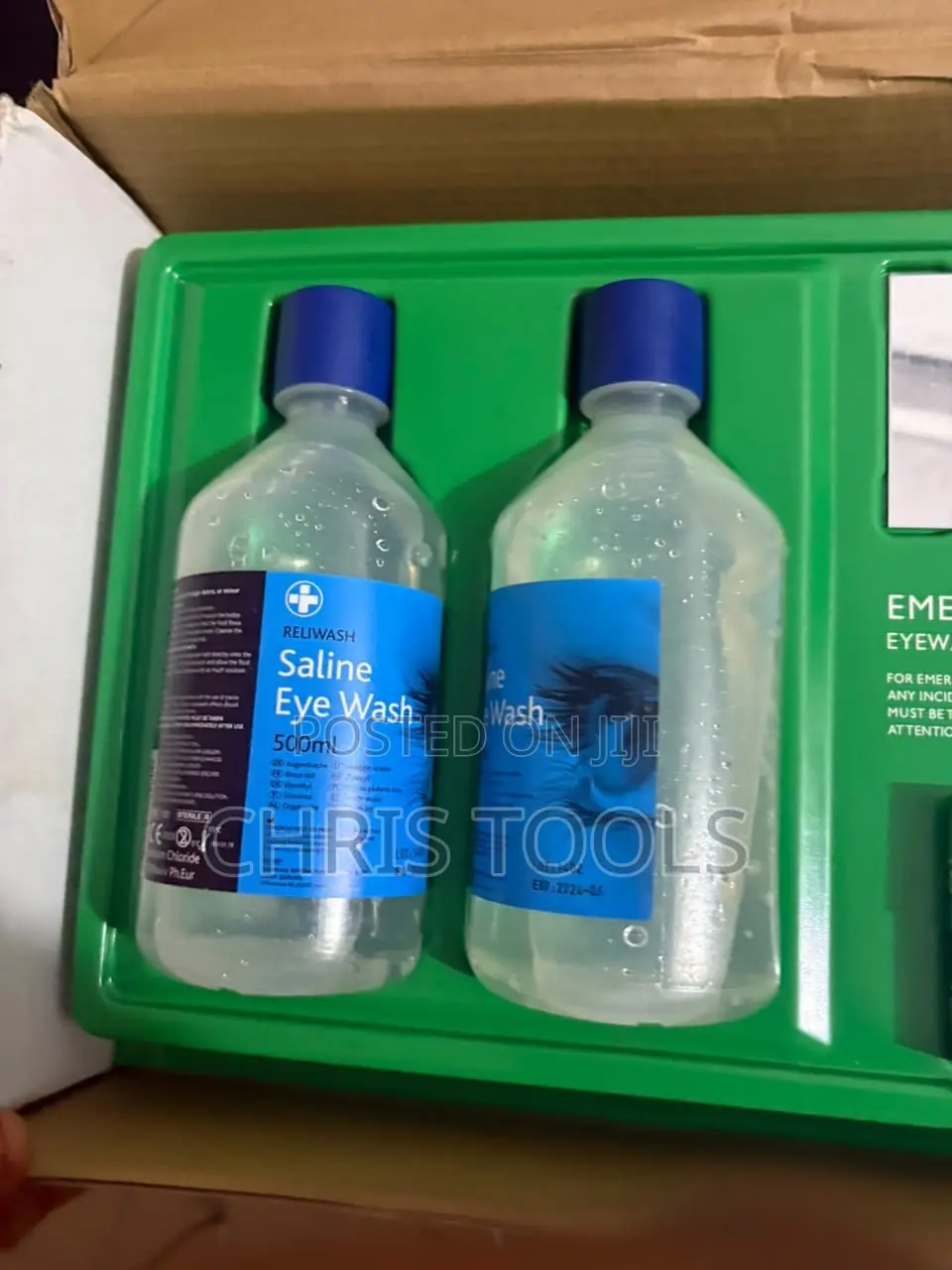 Reliwash Eye Wash Station Containing Two 500ml Sterile