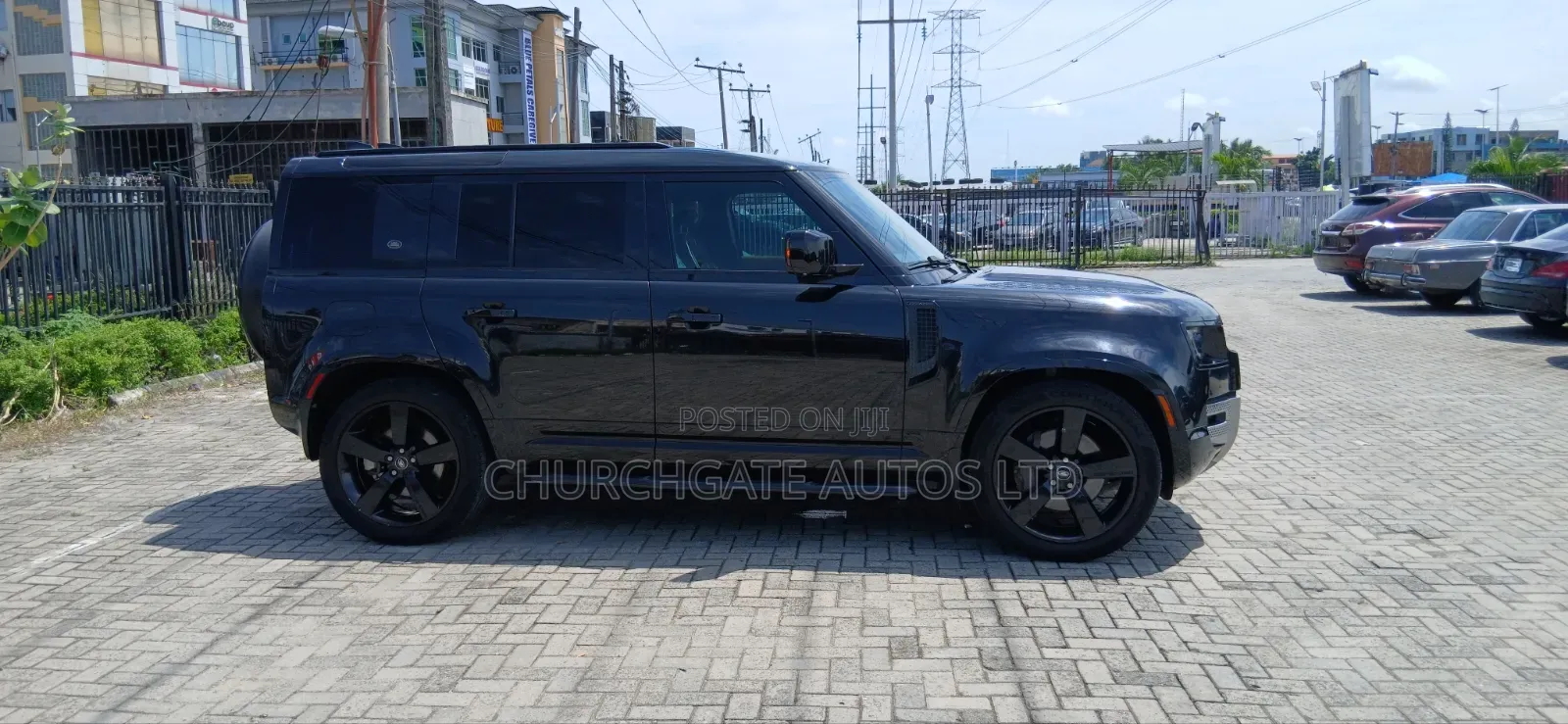Land Rover Defender 2023 Black