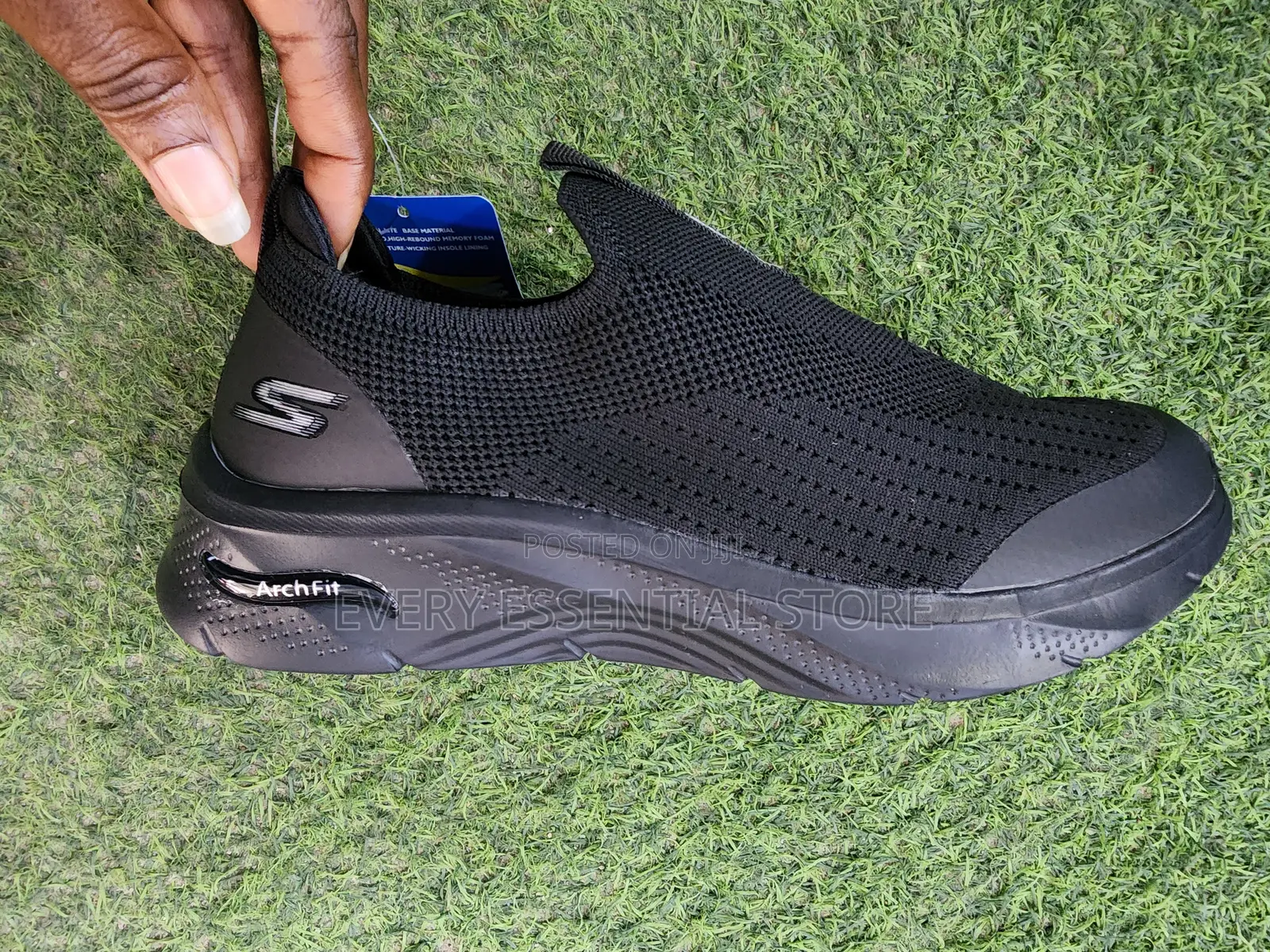 Skechers Arch Fit Sneakers – Lightweight Support All-day Comfort