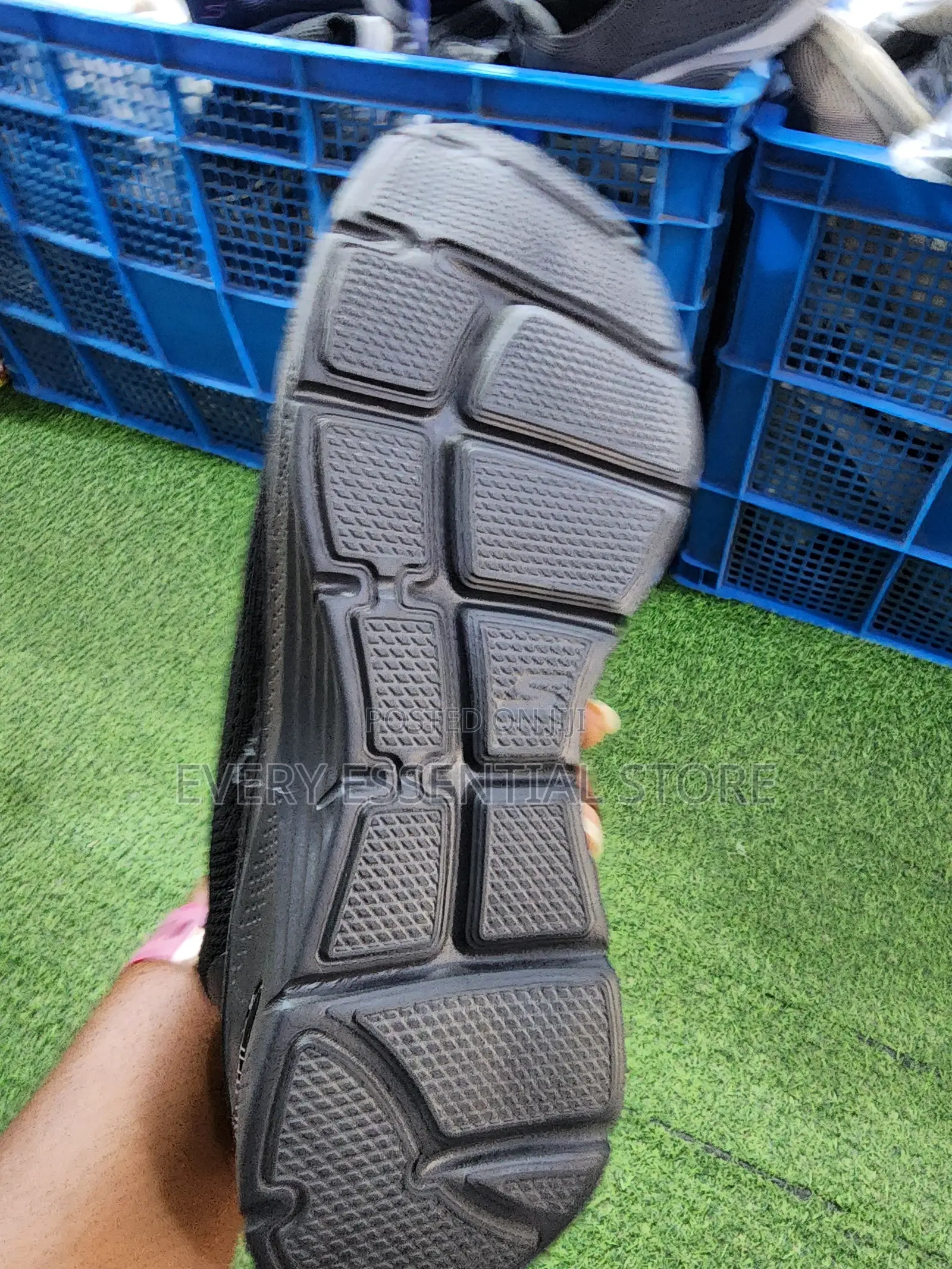 Skechers Arch Fit Sneakers – Lightweight Support All-day Comfort