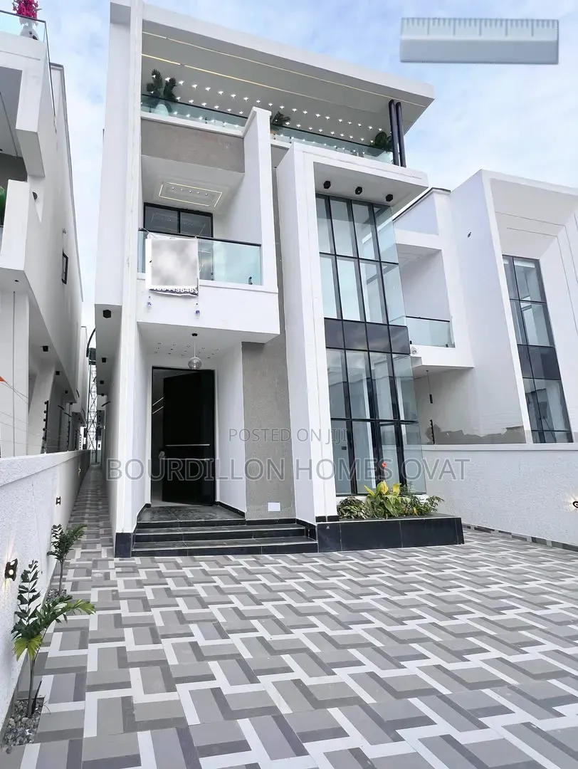 5bdrm Duplex in Lekki Palm City for sale