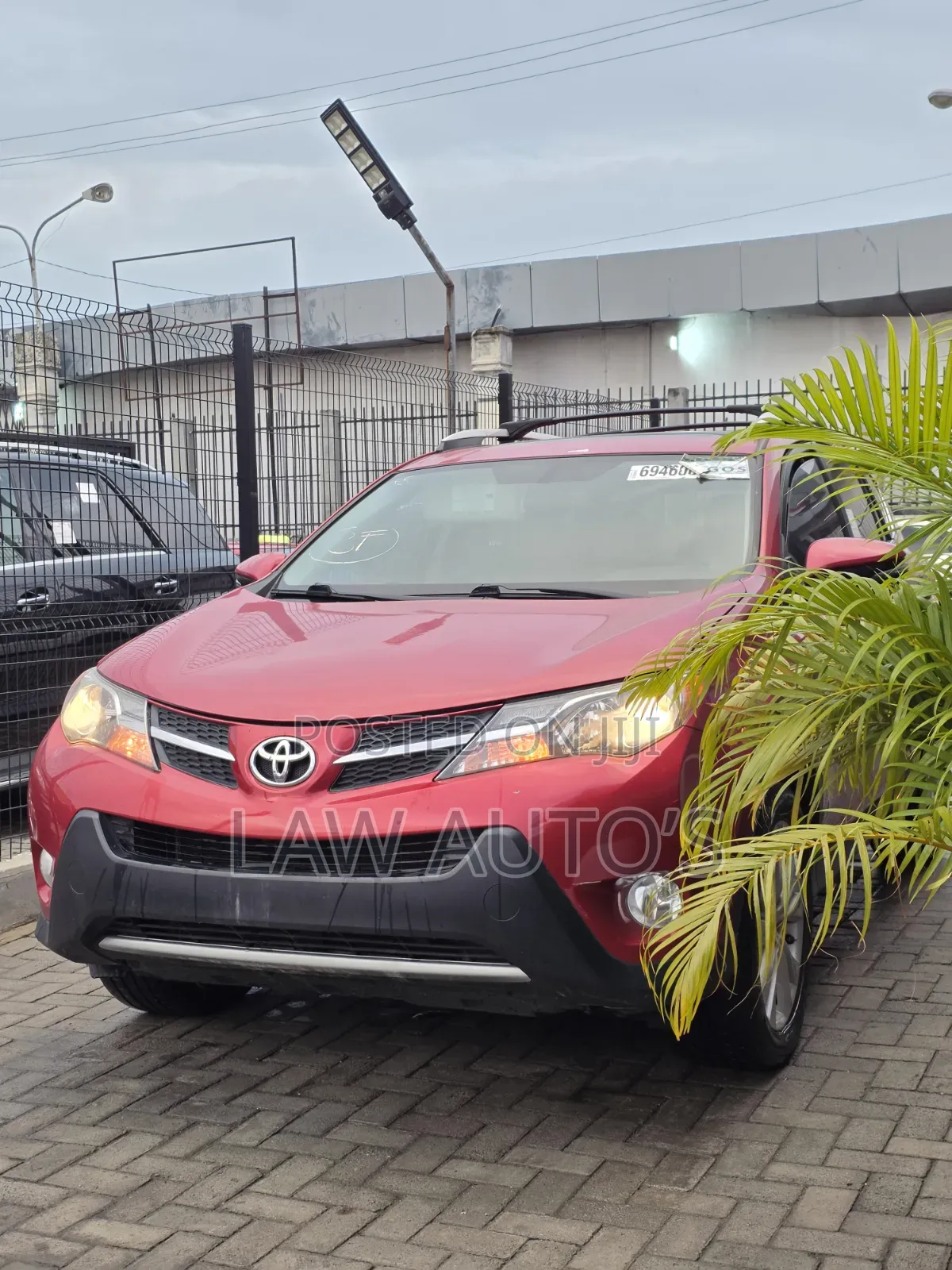Toyota RAV4 2015 Red