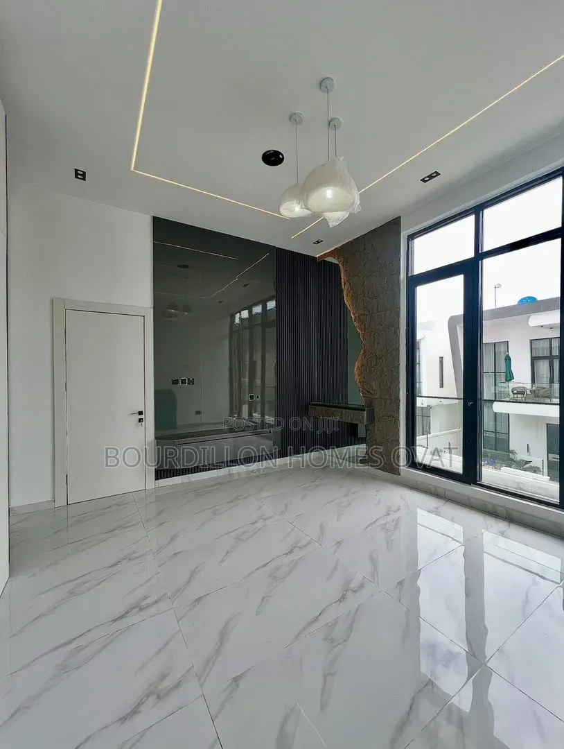 4bdrm Duplex in Lekki Palm City for sale
