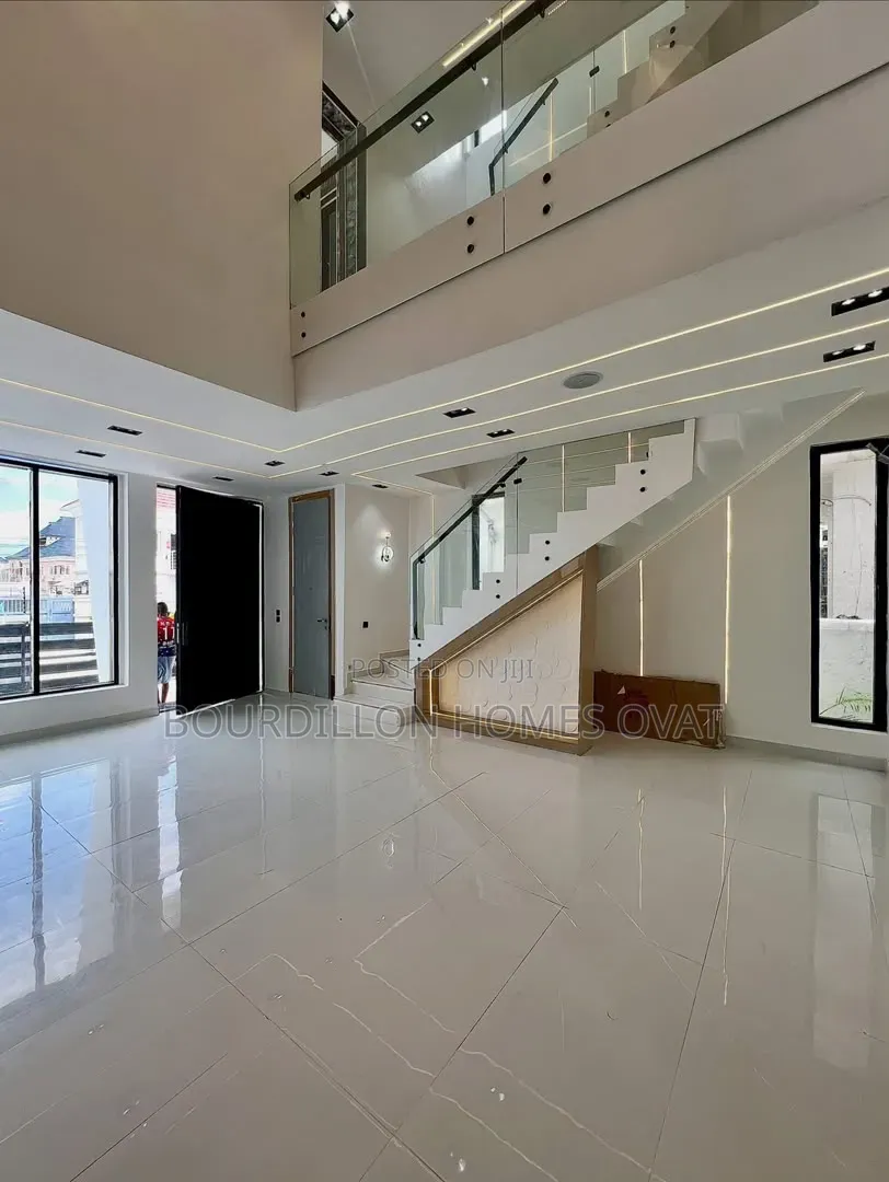 4bdrm Duplex in Lekki Palm City for sale