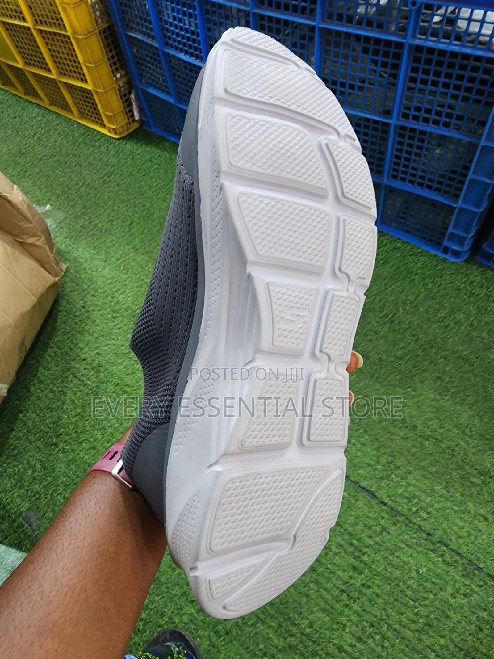 Skechers Arch Fit Sneakers Support All-Day Comfort Plus Lightweight