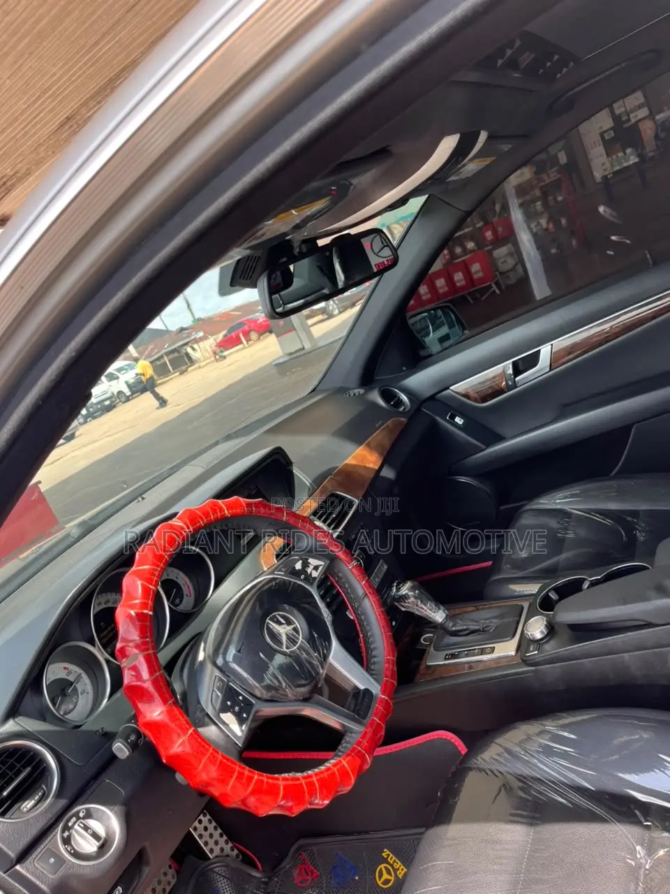 Mercedes-Benz C300 Luxury 4Matic Sedan AWD (3.5L 6cyl 7A) 2013 Gray