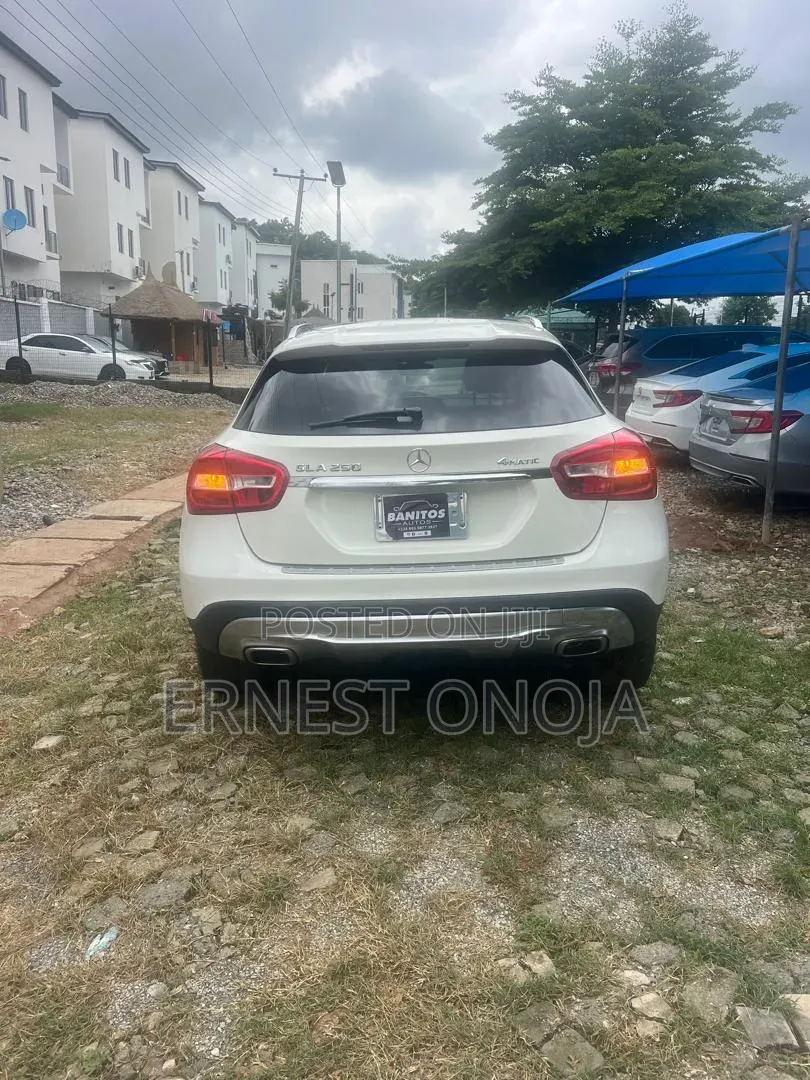 Mercedes-Benz GLA 250 2016 White