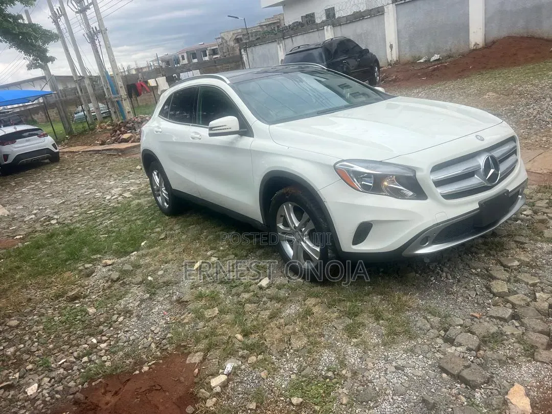 Mercedes-Benz GLA 250 2016 White
