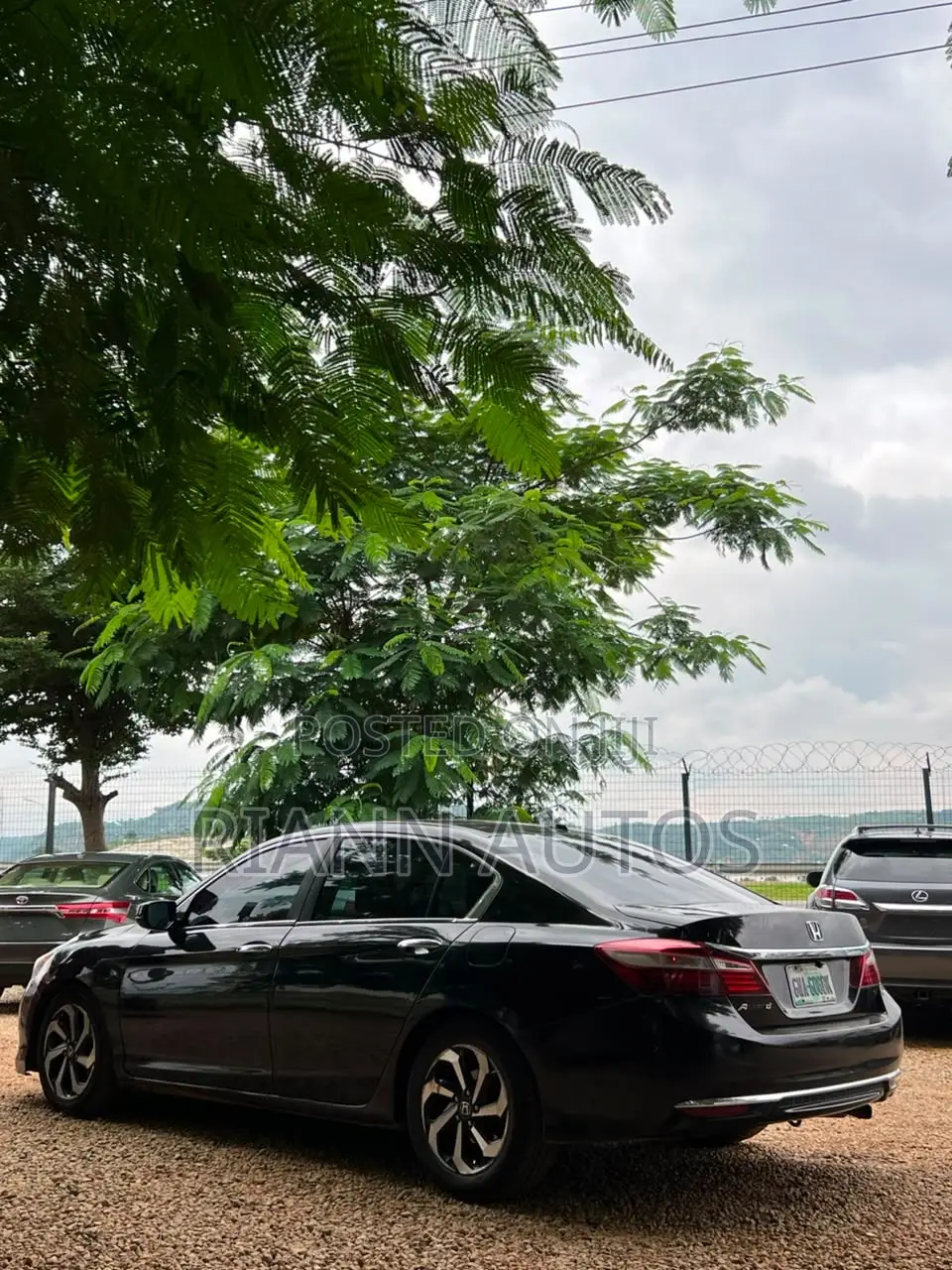 Honda Accord Touring 4dr Sedan FWD (3.5L 6cyl 6A) 2016 Black
