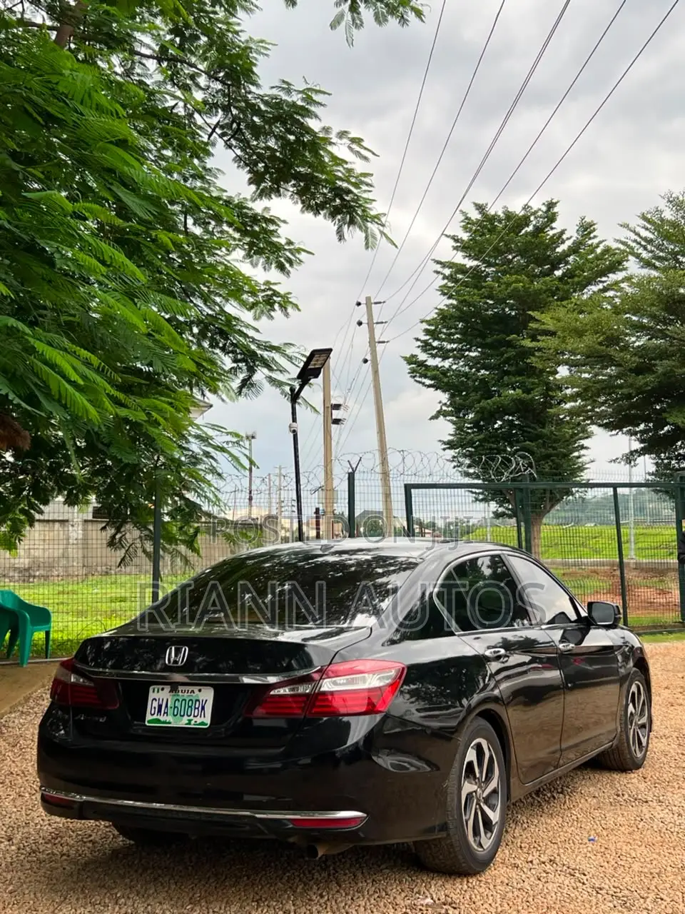 Honda Accord Touring 4dr Sedan FWD (3.5L 6cyl 6A) 2016 Black