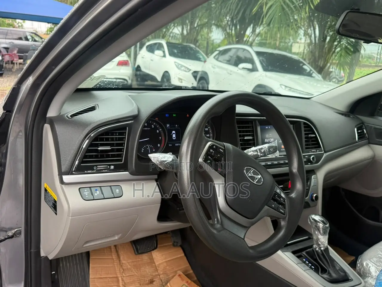 Hyundai Elantra Sport Sedan FWD (1.6L 4cyl 6M) 2017 Gray