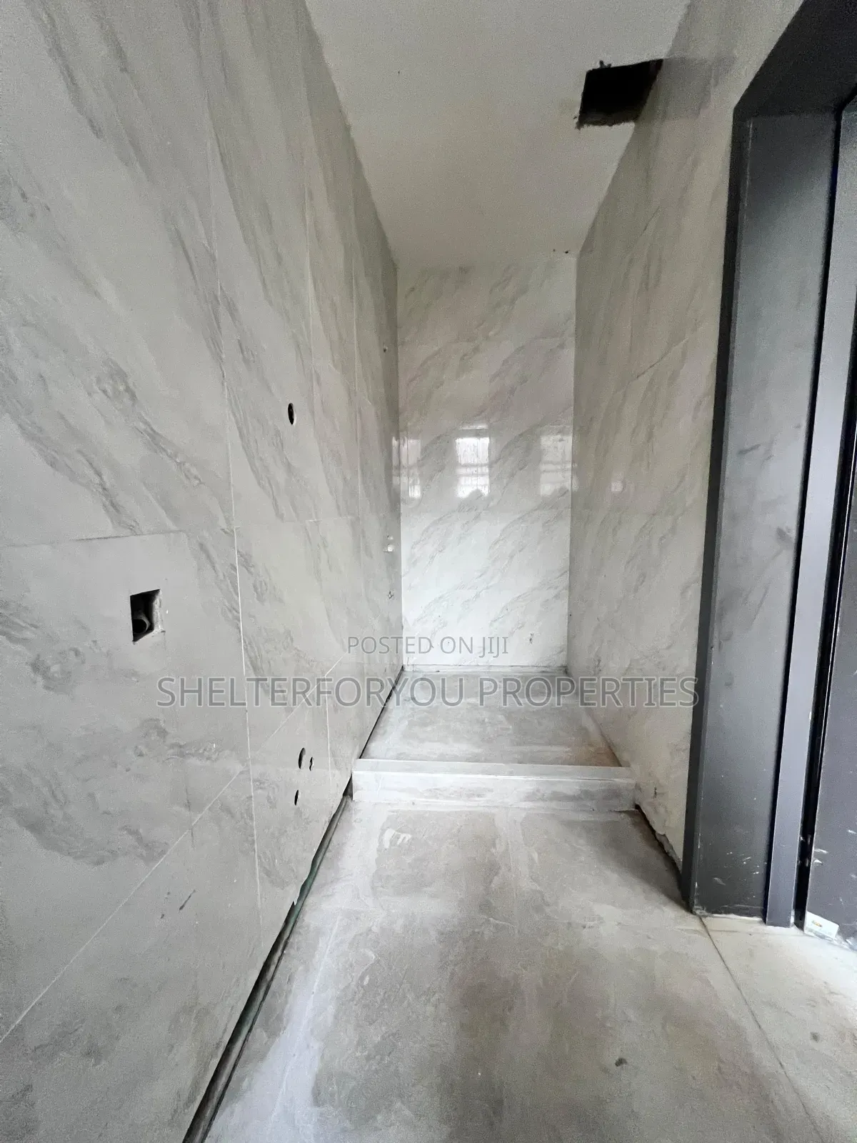 2bdrm House in Victoria Island Extension for sale