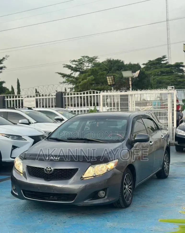 Toyota Corolla 2009 Gray