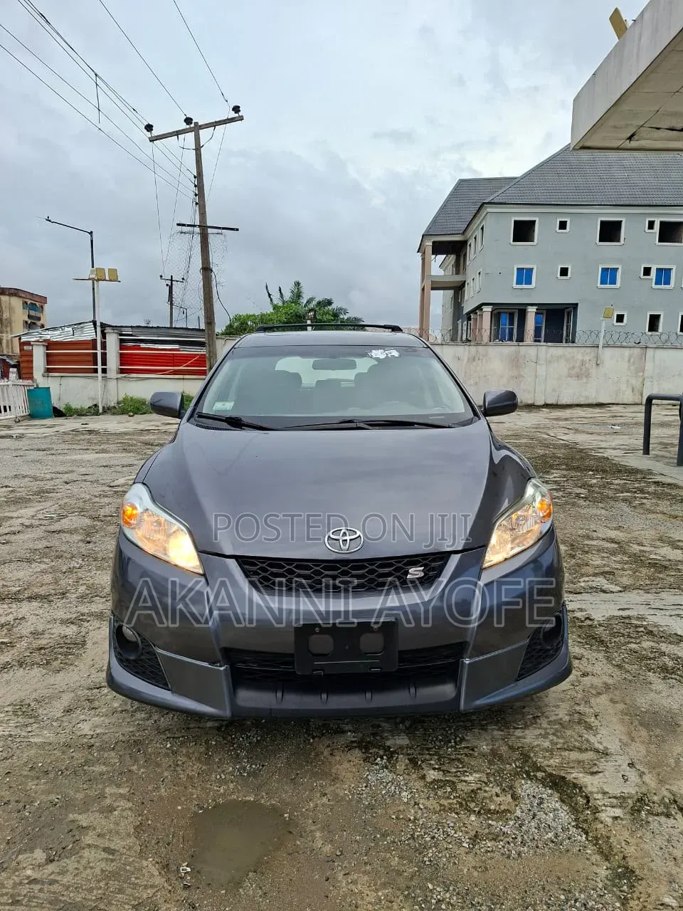 Toyota Matrix S Hatchback AWD (2.4L 4cyl 4A) 2010 Gray