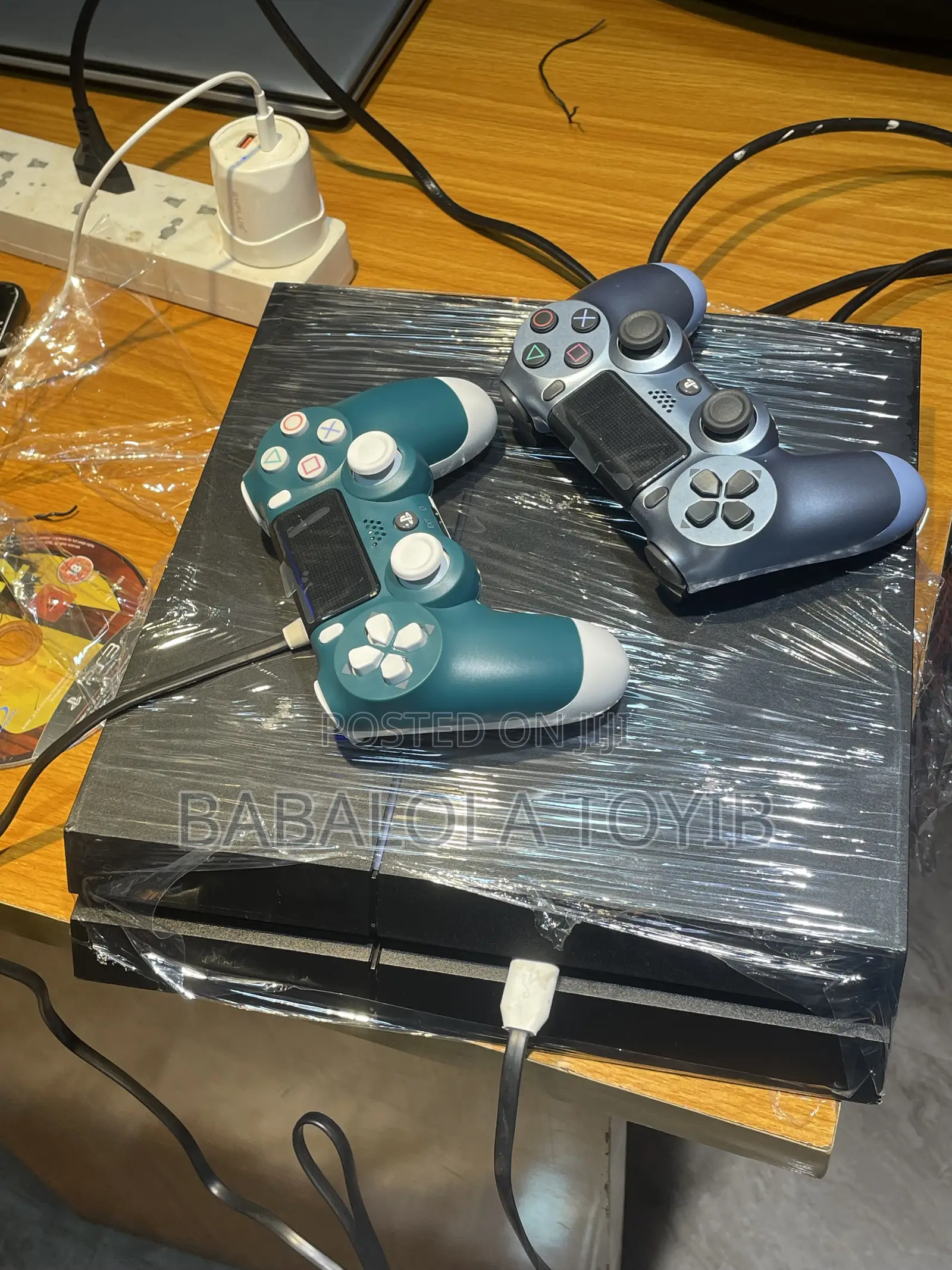Ps4 Fat Black With Color Pads