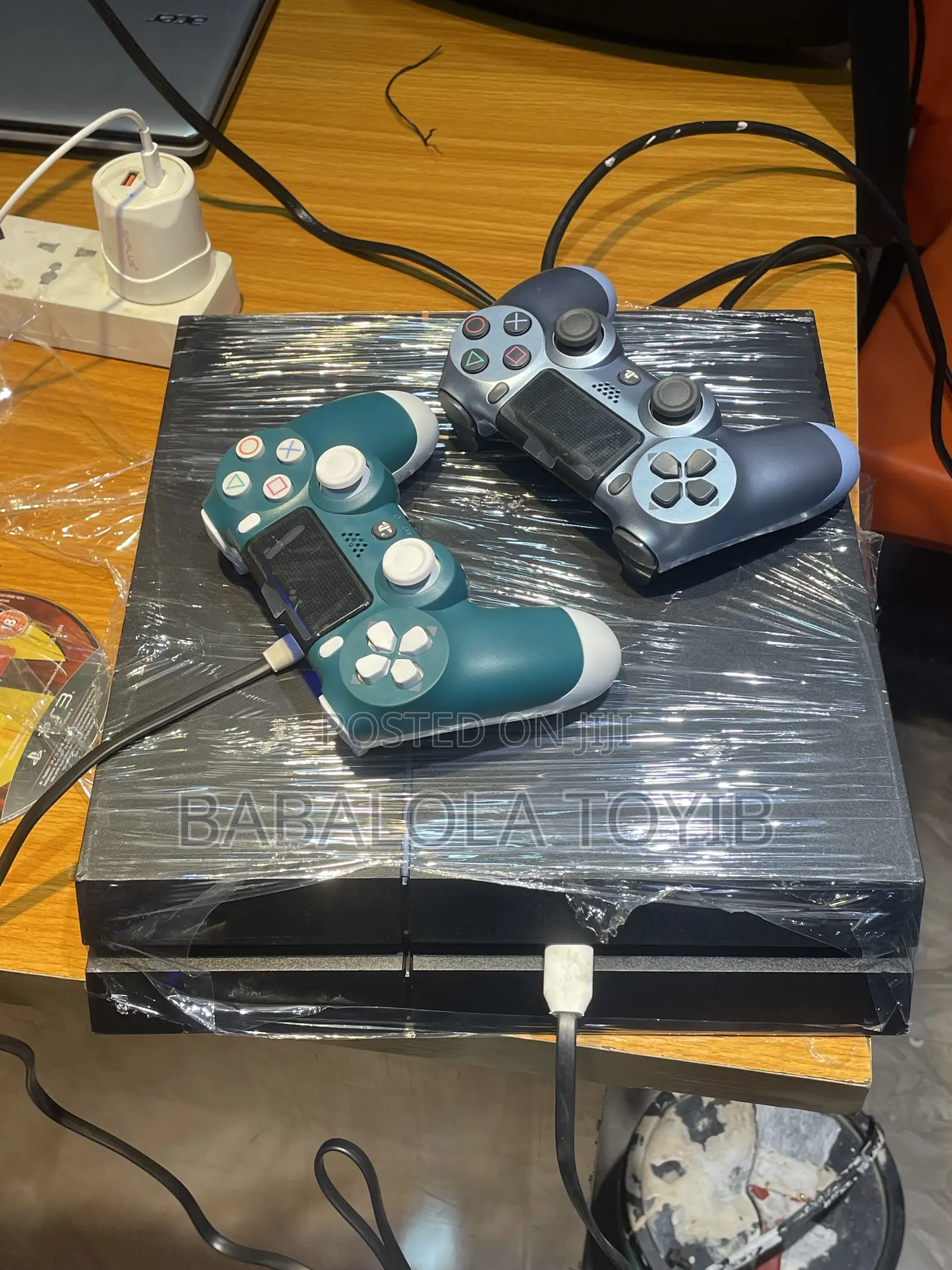 Ps4 Fat Black With Color Pads