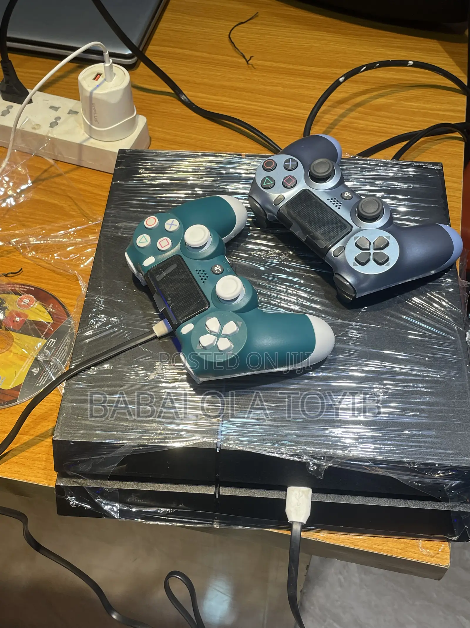 Ps4 Fat Black With Color Pads