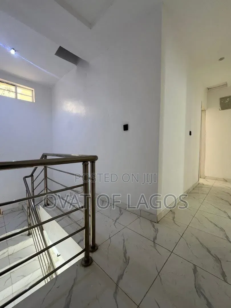 4bdrm Duplex in Ikota Gra for rent