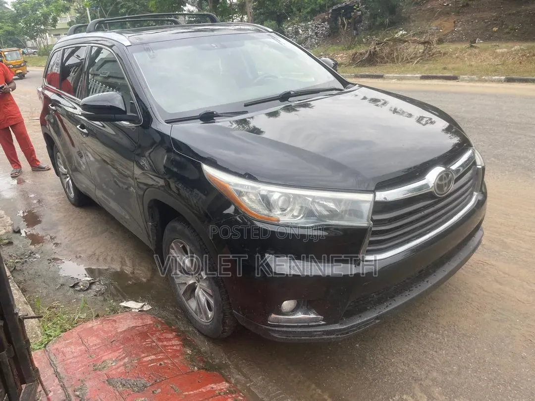 Toyota Highlander 2015 Black