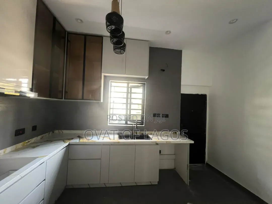 4bdrm Duplex in Orchid, Lekki Expressway for sale