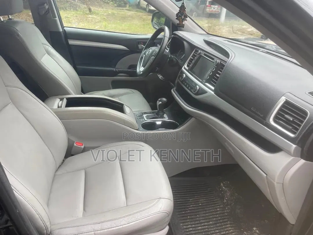 Toyota Highlander 2015 Black