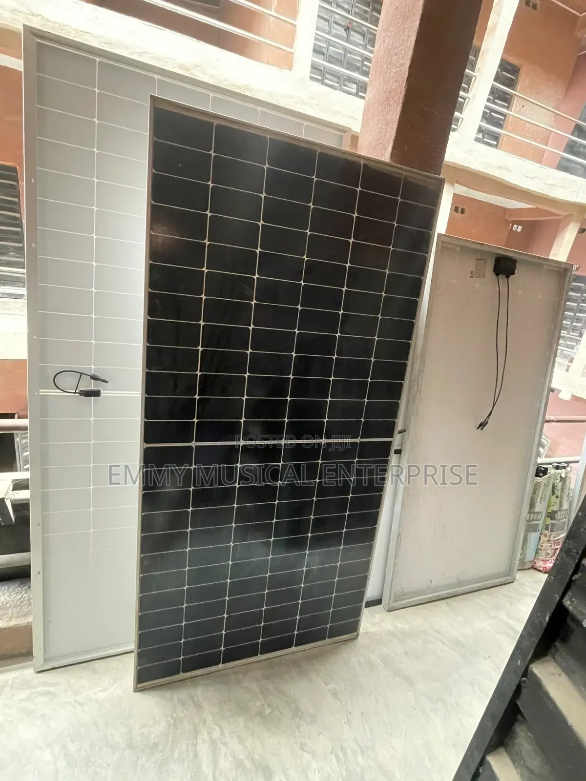 550watts Solar Jinko Panel