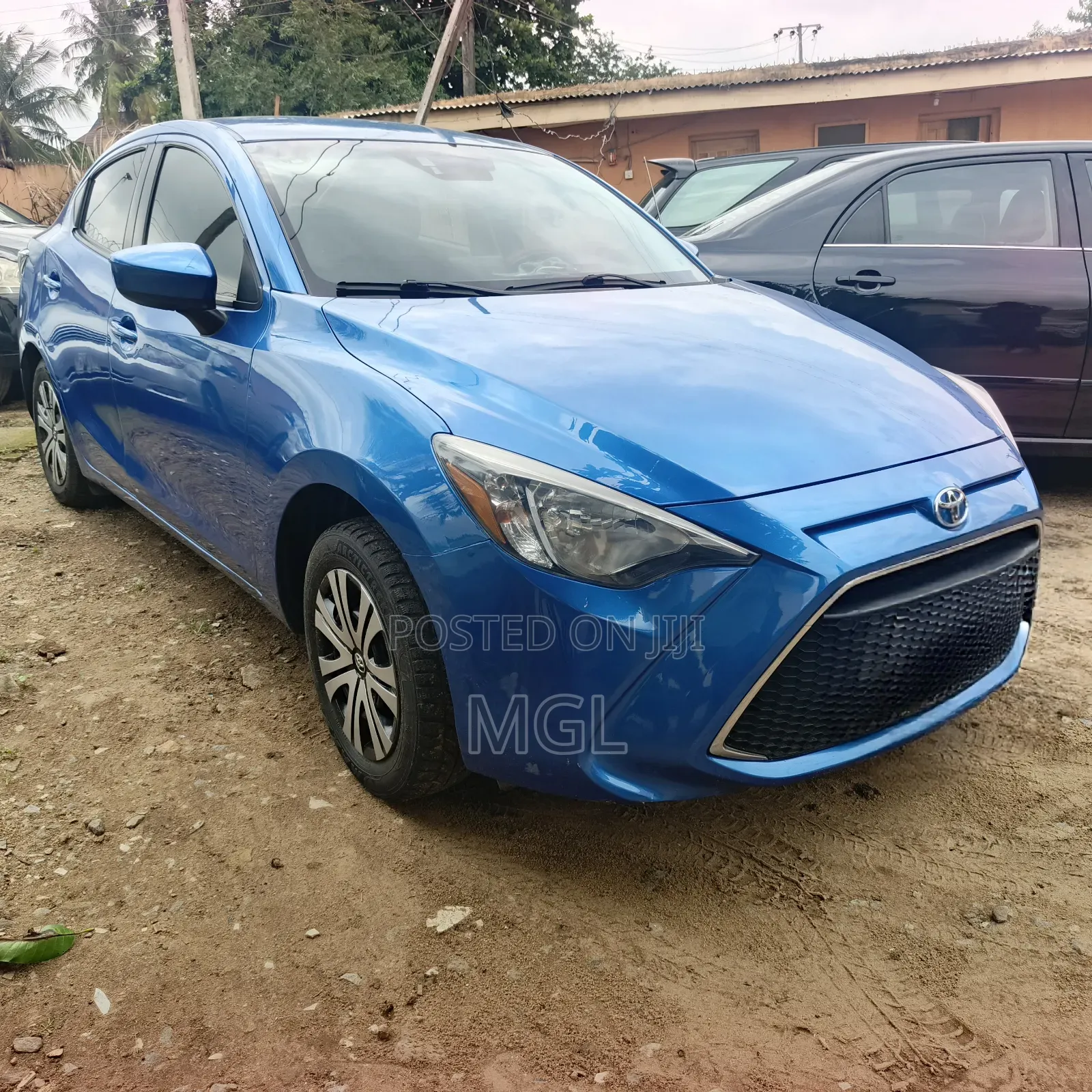 Toyota Yaris 2019 Blue