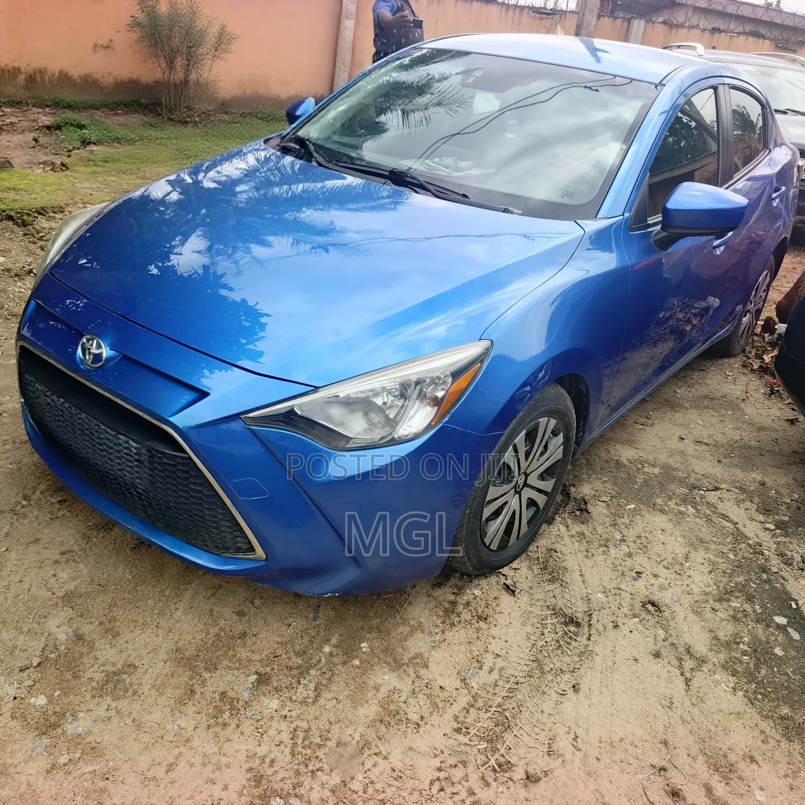 Toyota Yaris 2019 Blue