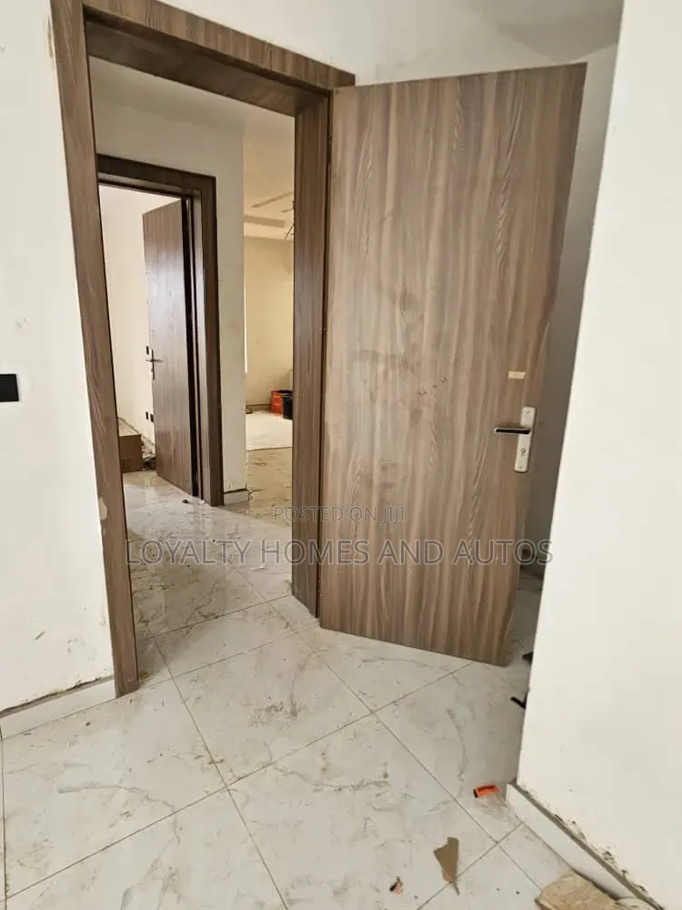 4bdrm Duplex in Adeniyi Jones for sale
