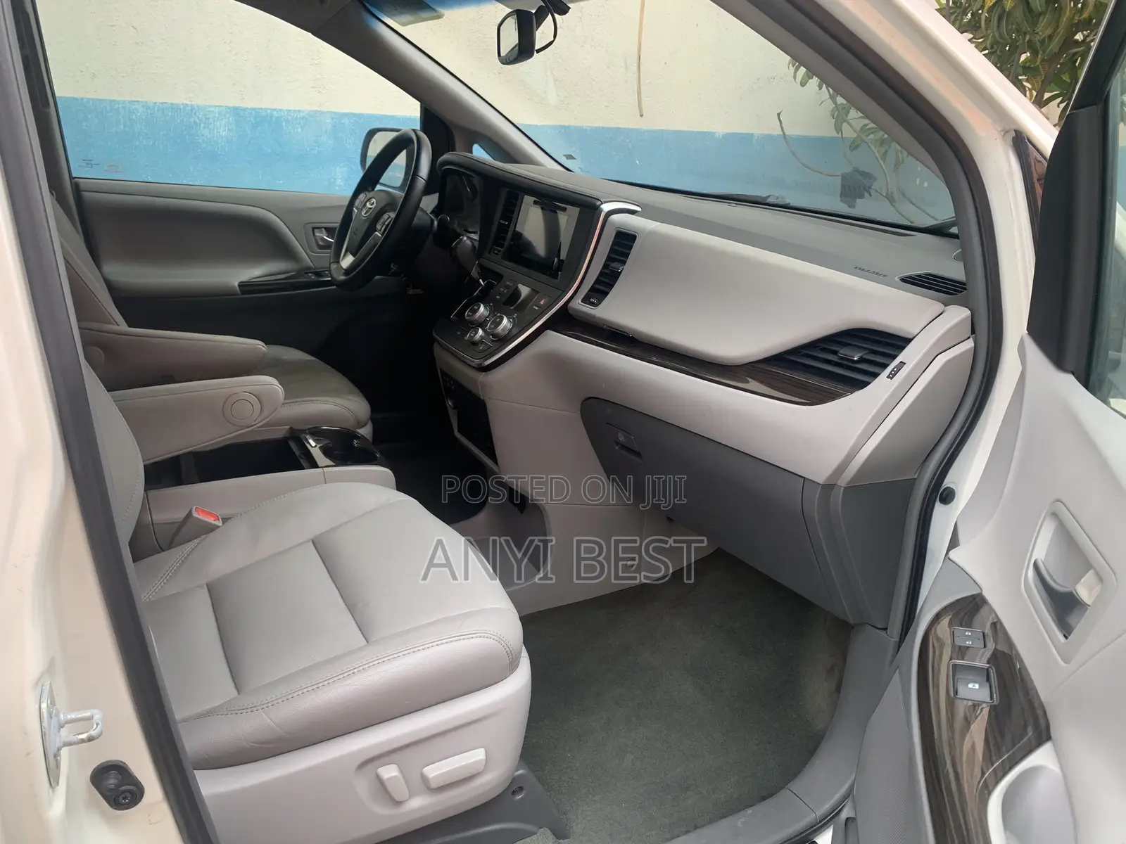 Toyota Sienna 2015 White