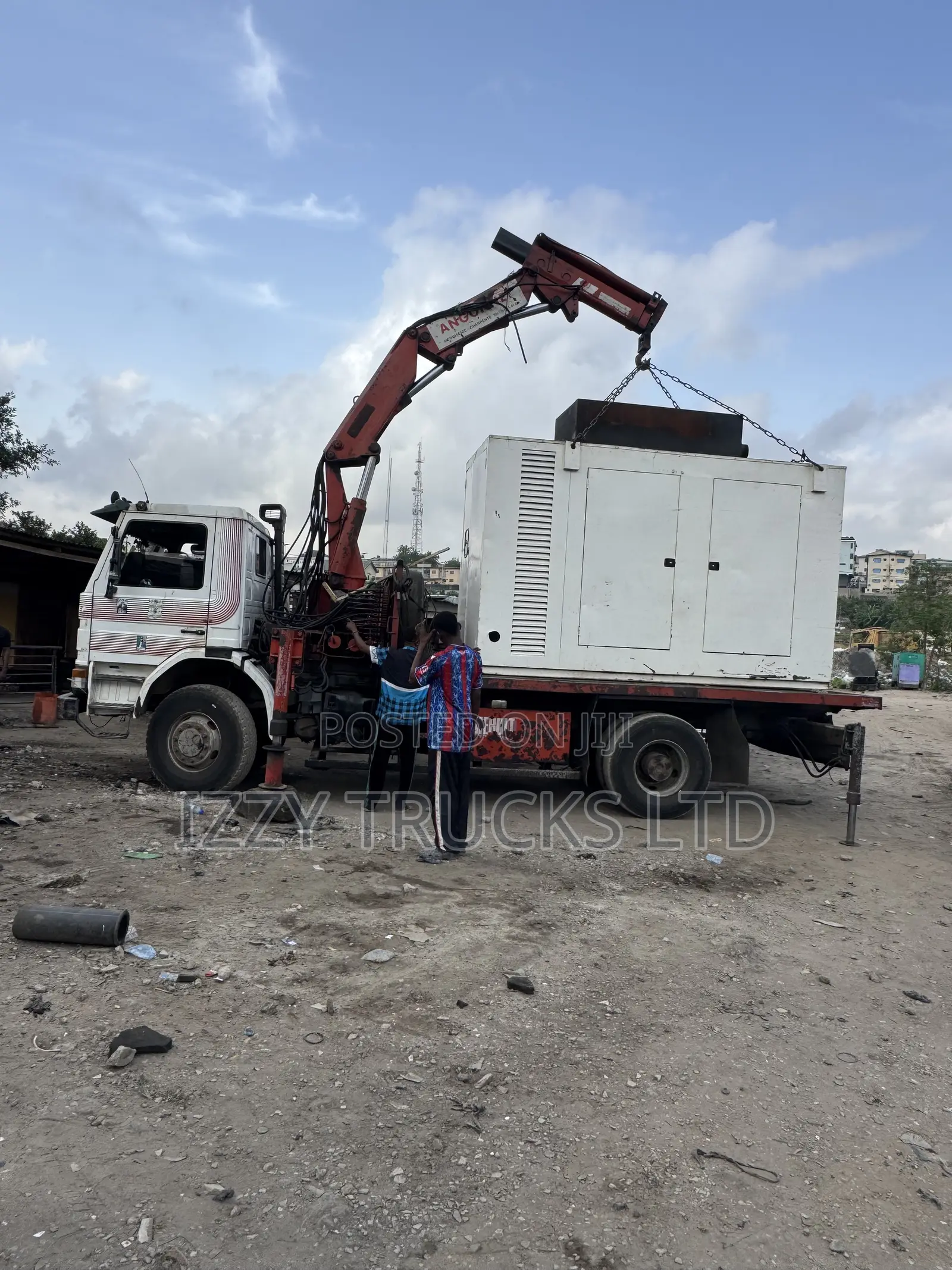 12tons Hiab Trucks Available for Rental