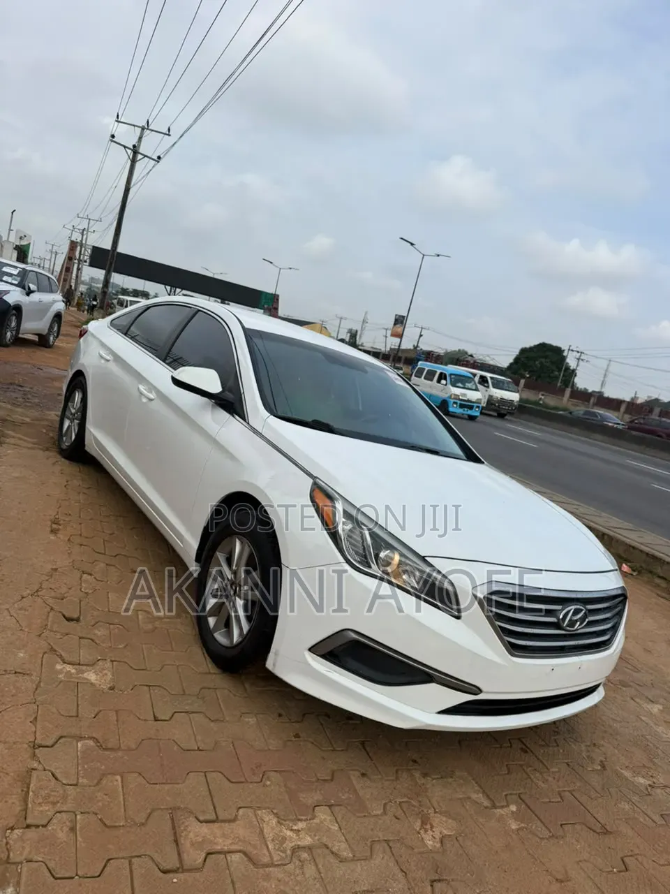 Hyundai Sonata Base Sedan FWD (2.4L 4cyl 6A) 2016 White