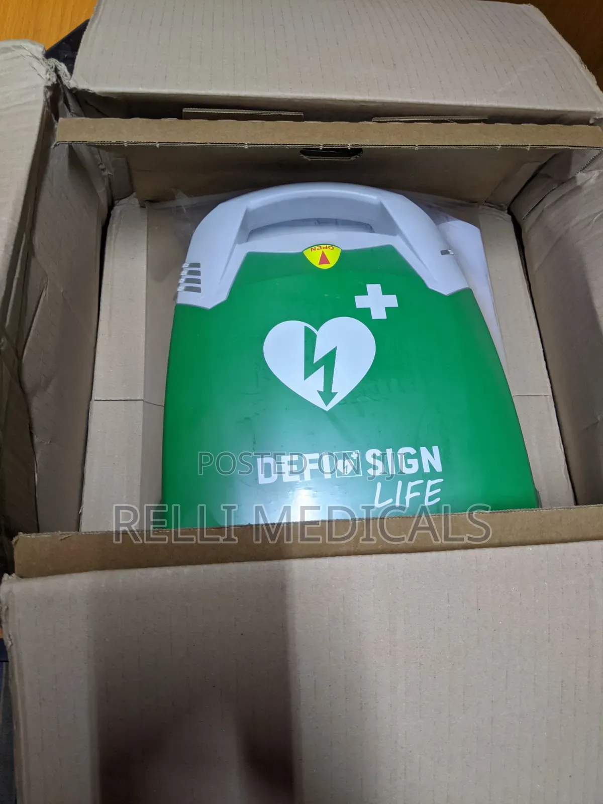 Schiller Defibrillator