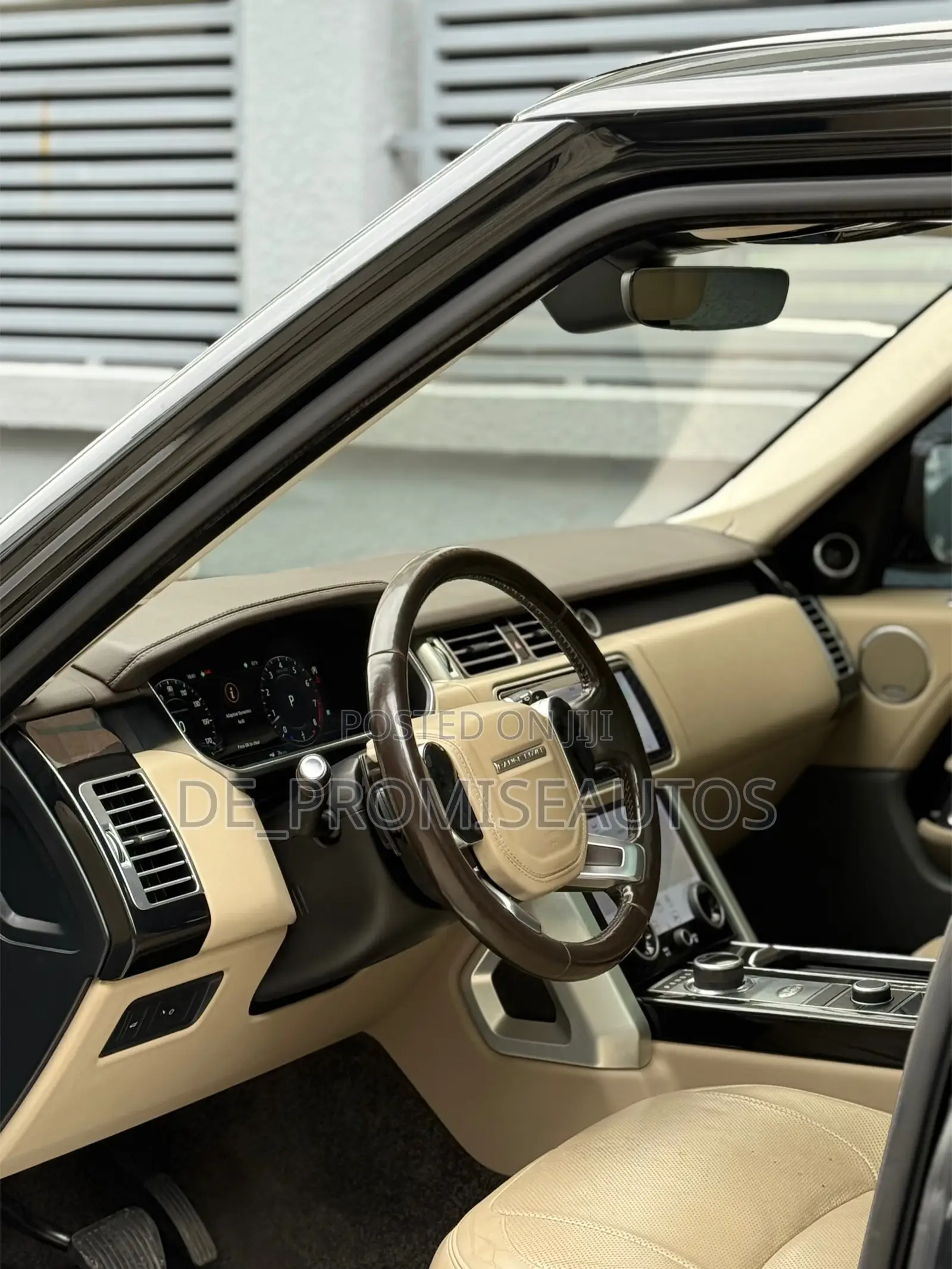 Land Rover Range Rover 3.0L Supercharged 2018 Black
