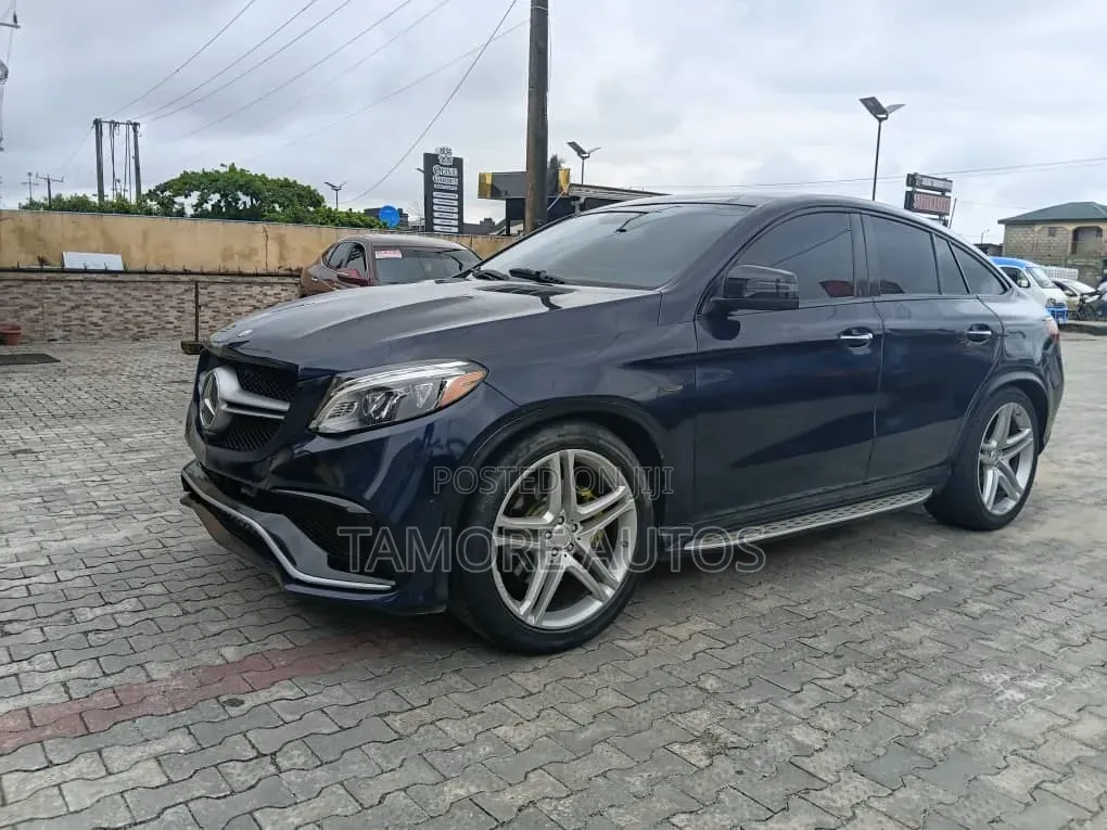 Mercedes-Benz GLE-Class 2017 Blue