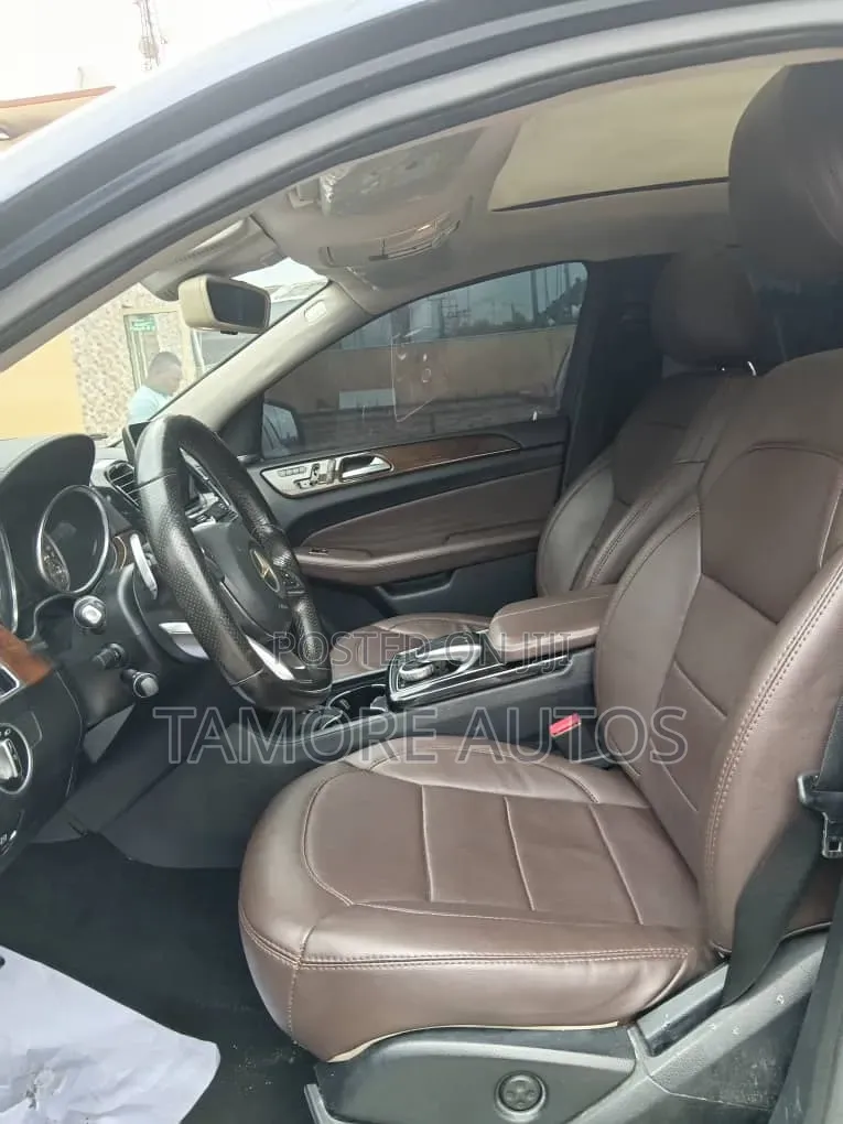 Mercedes-Benz GLE-Class 2017 Blue