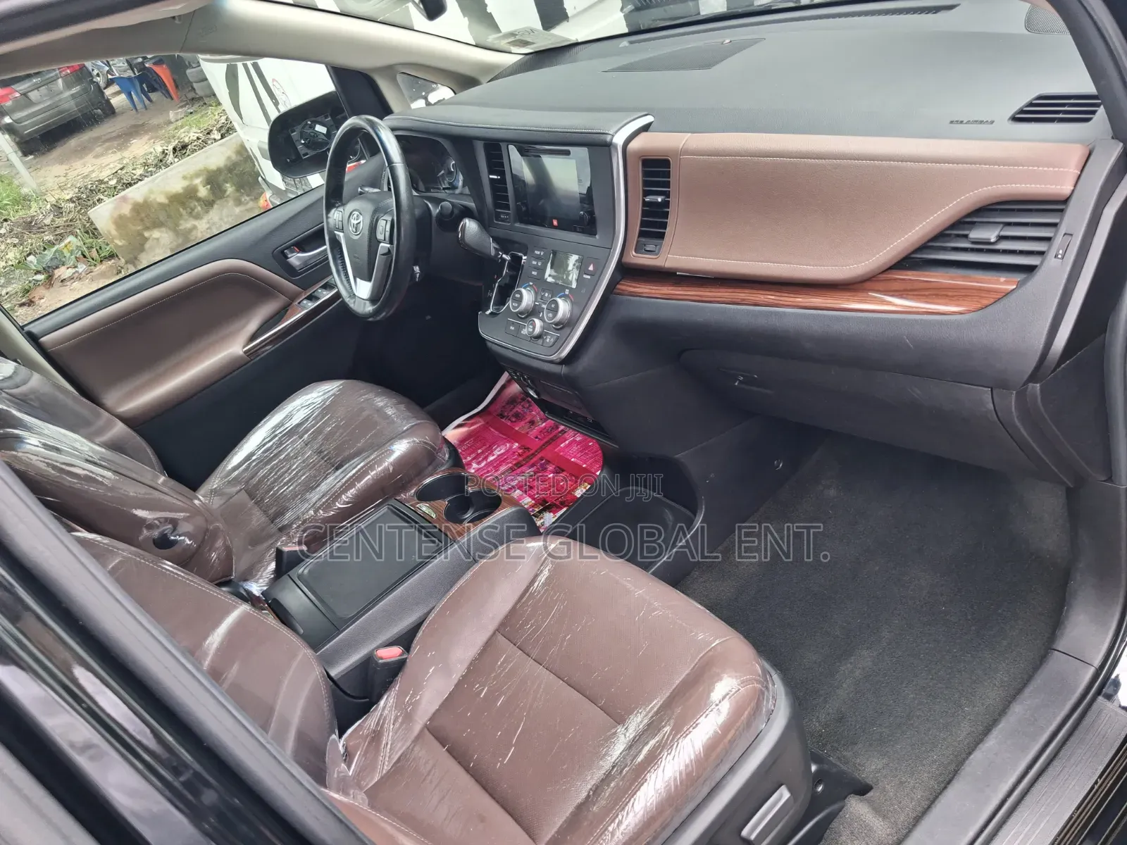 Toyota Sienna 2018 Black