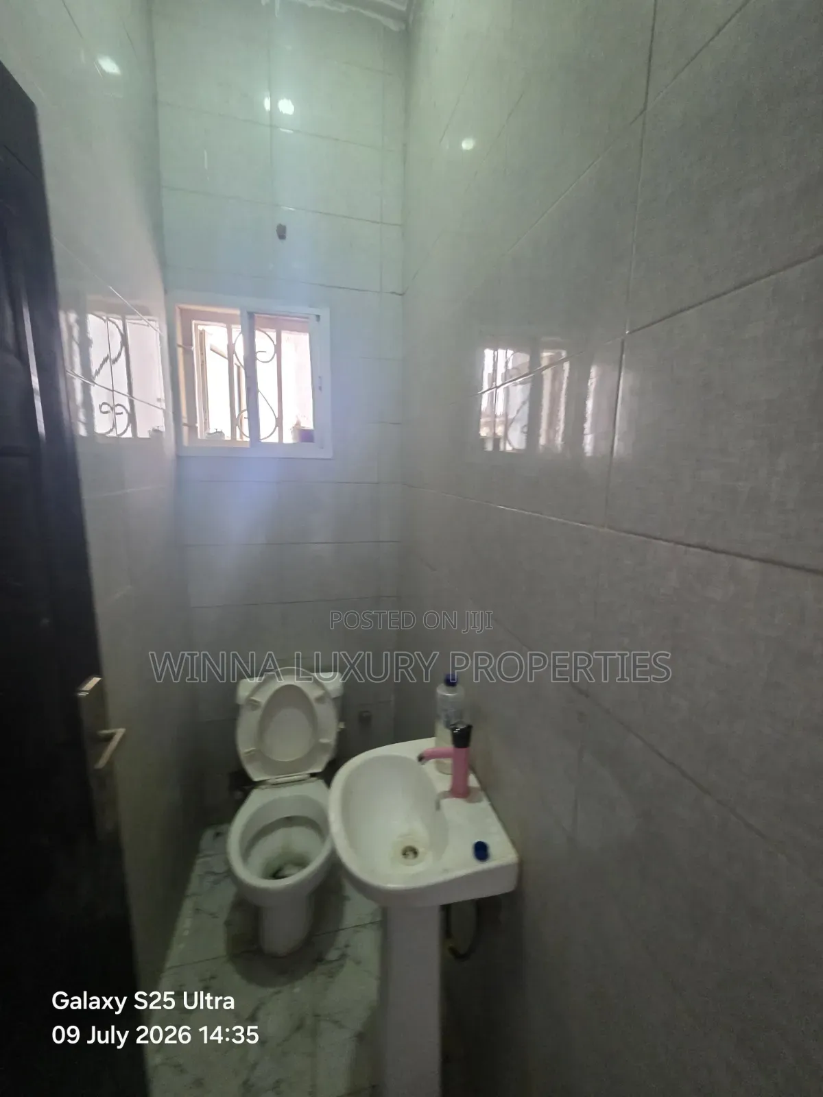 3bdrm Apartment in Diamond Royale, Lugbe District for rent