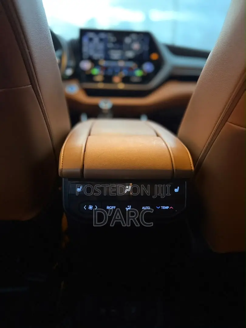 Toyota Highlander Platinum 2021 Black