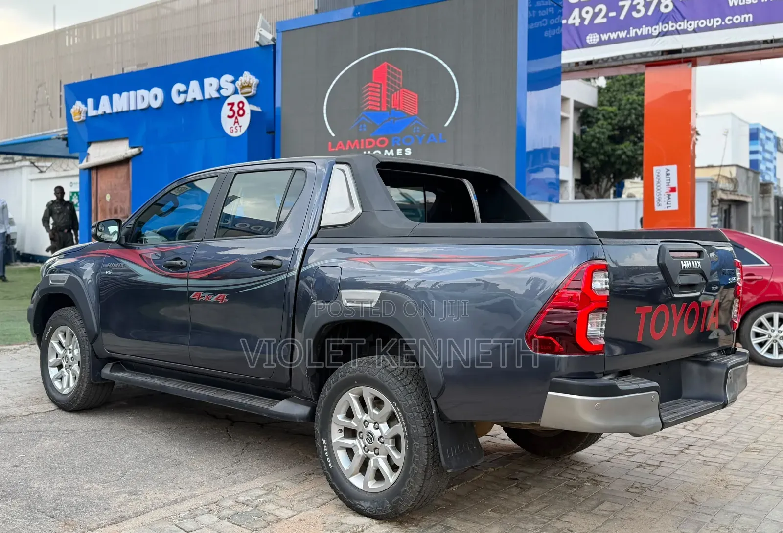 Toyota Hilux 2021 Black