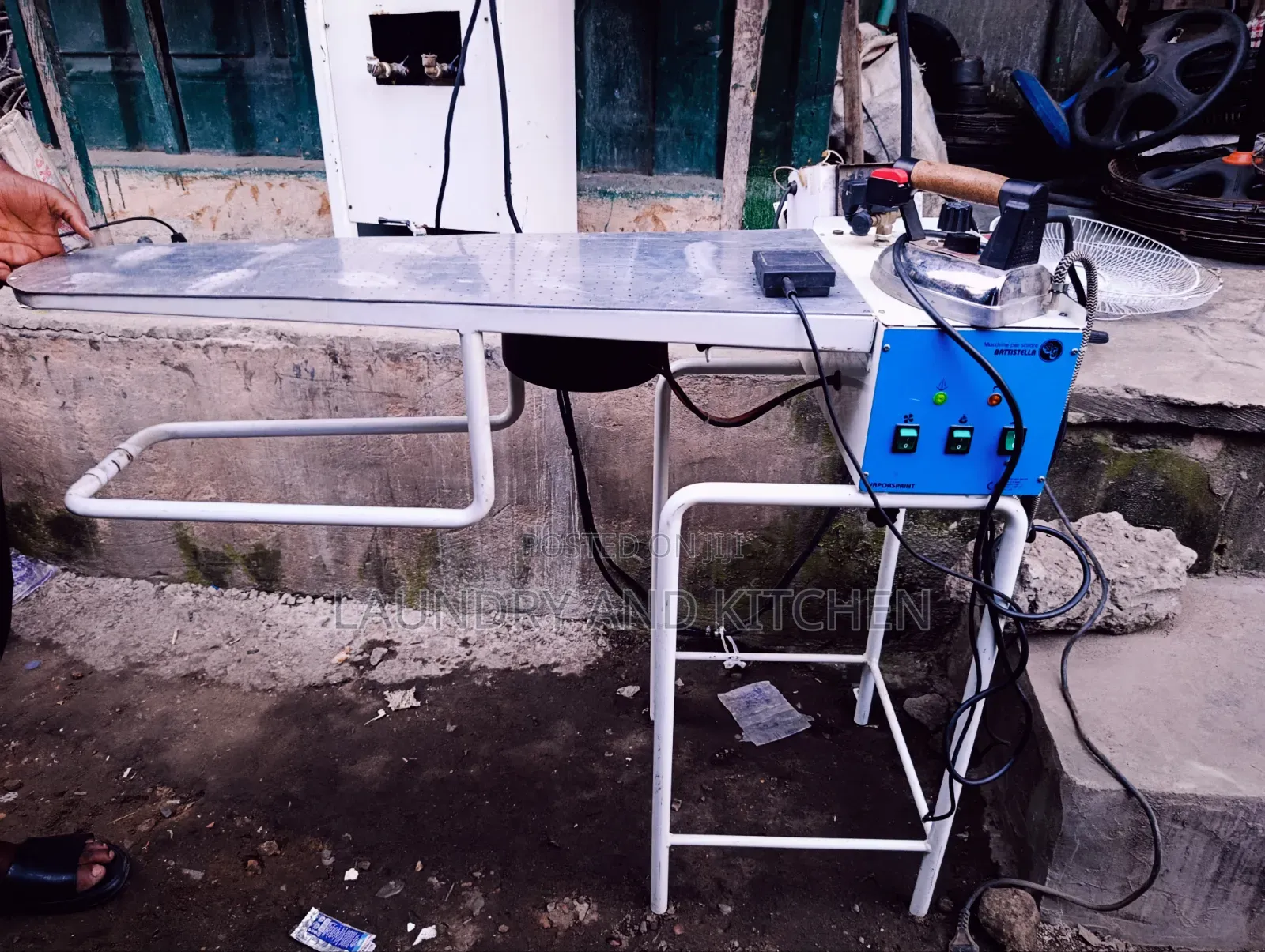Industrial Single Phase Finishing Table With Elements and Vacuum