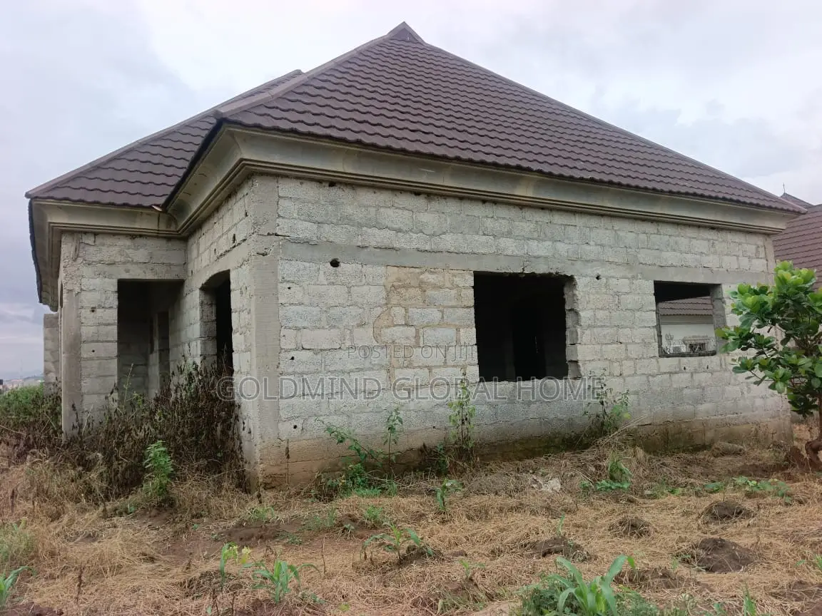 3bdrm Bungalow in Lugbe District. for sale