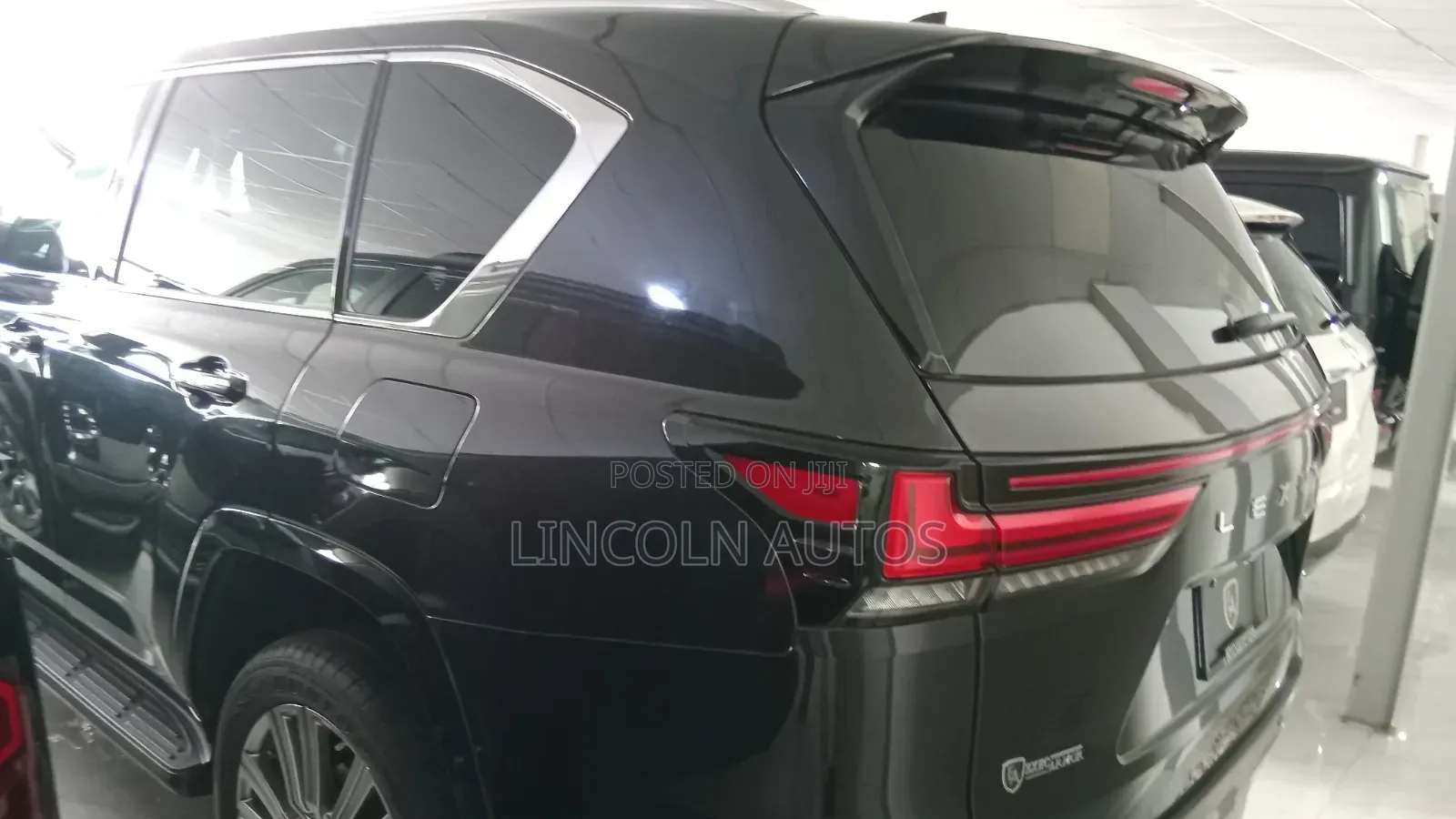New Lexus LX 600 2025 Off white