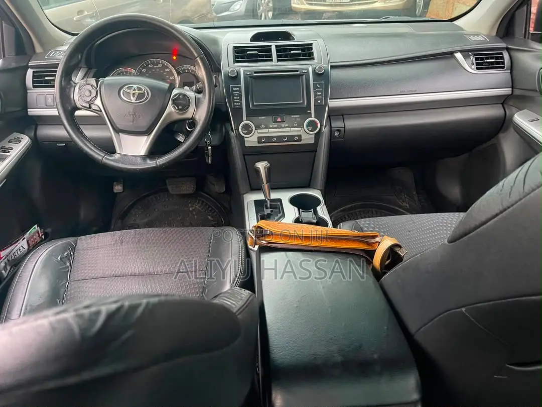Toyota Camry 2013 Silver